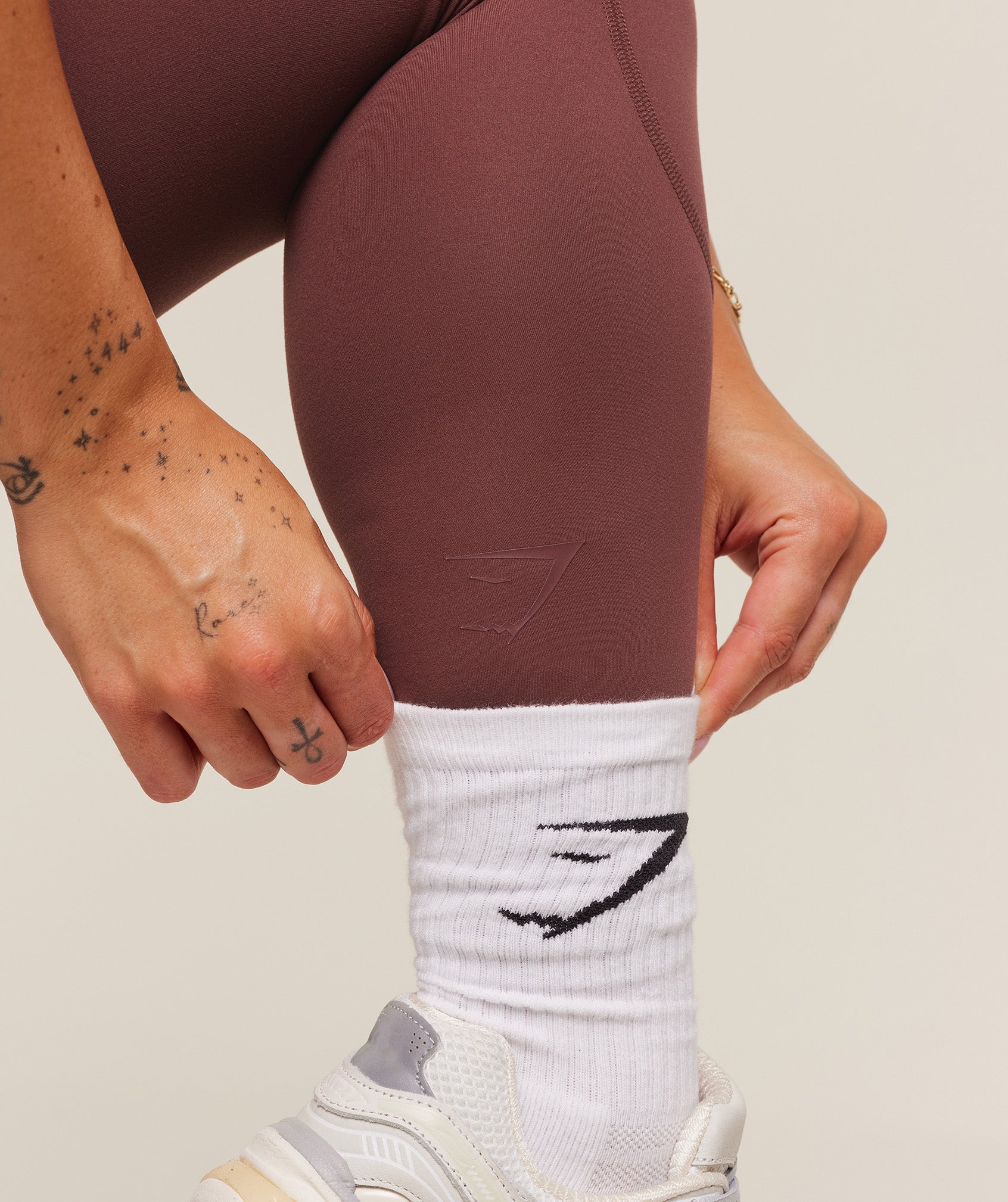 Women's Gymshark Lifting Dipped Waistband Leggings Burgundy Brown