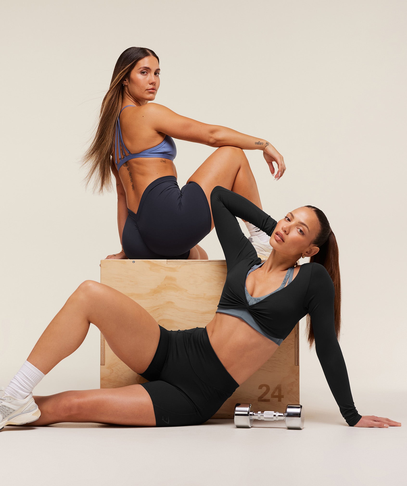 Women's Gymshark Lifting Dipped Waistband Short Black