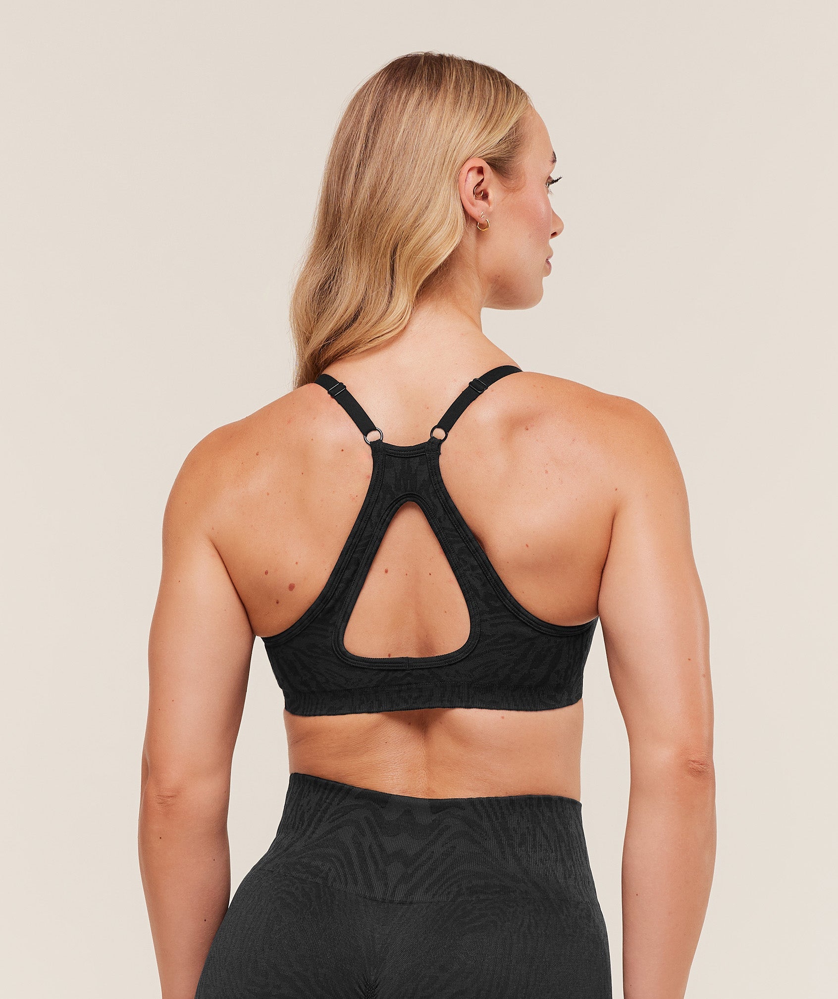 Women's Gymshark Adapt Animal Seamless Sports Bra Black