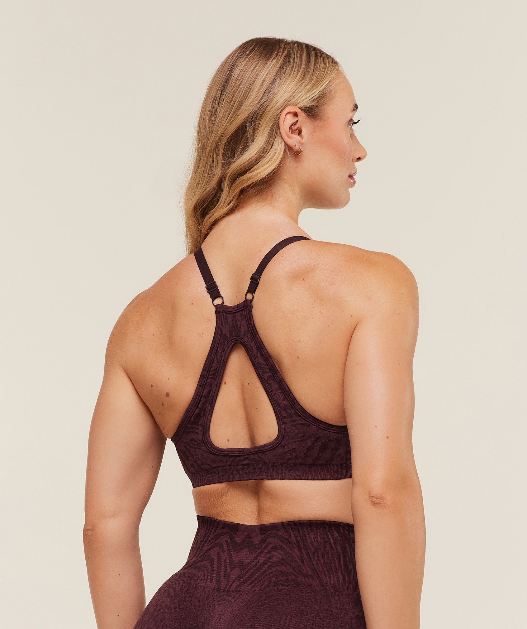 Women's Gymshark Adapt Animal Seamless Sports Bra Cherry Purple