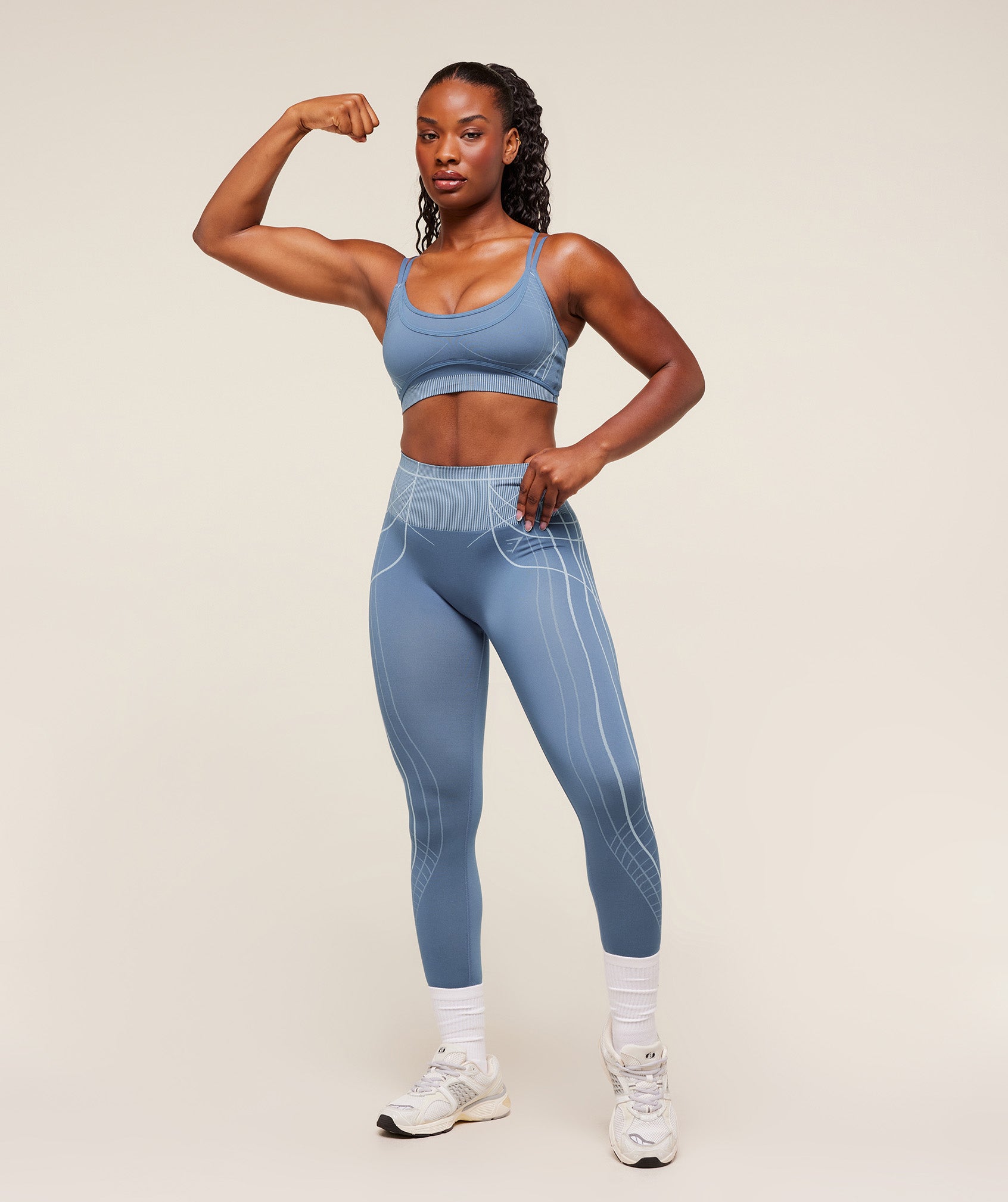 Women's Gymshark Apex Seamless Strappy Sports Bra Worn Blue