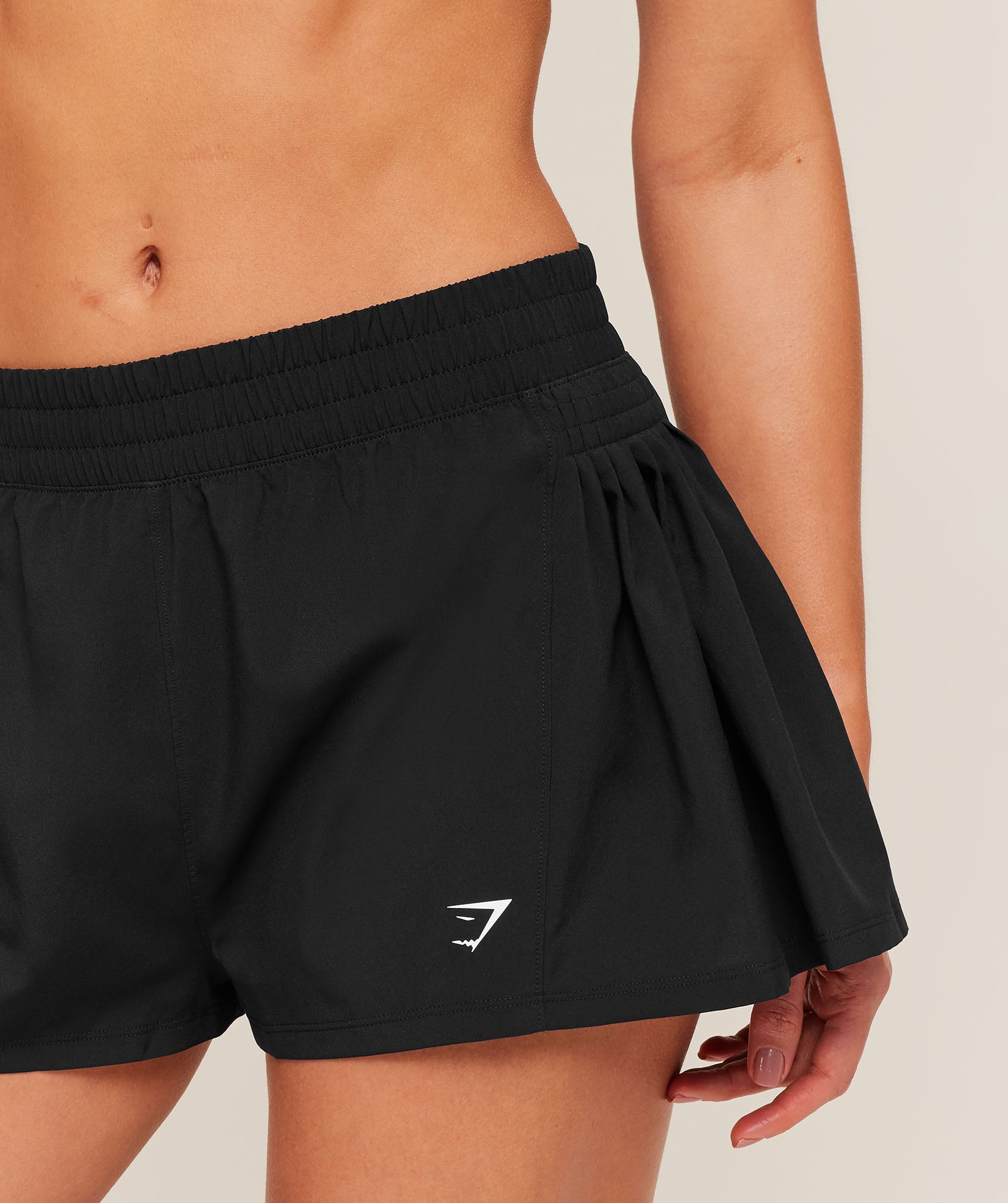 Women's Gymshark Flutter Woven Shorts Gs Black