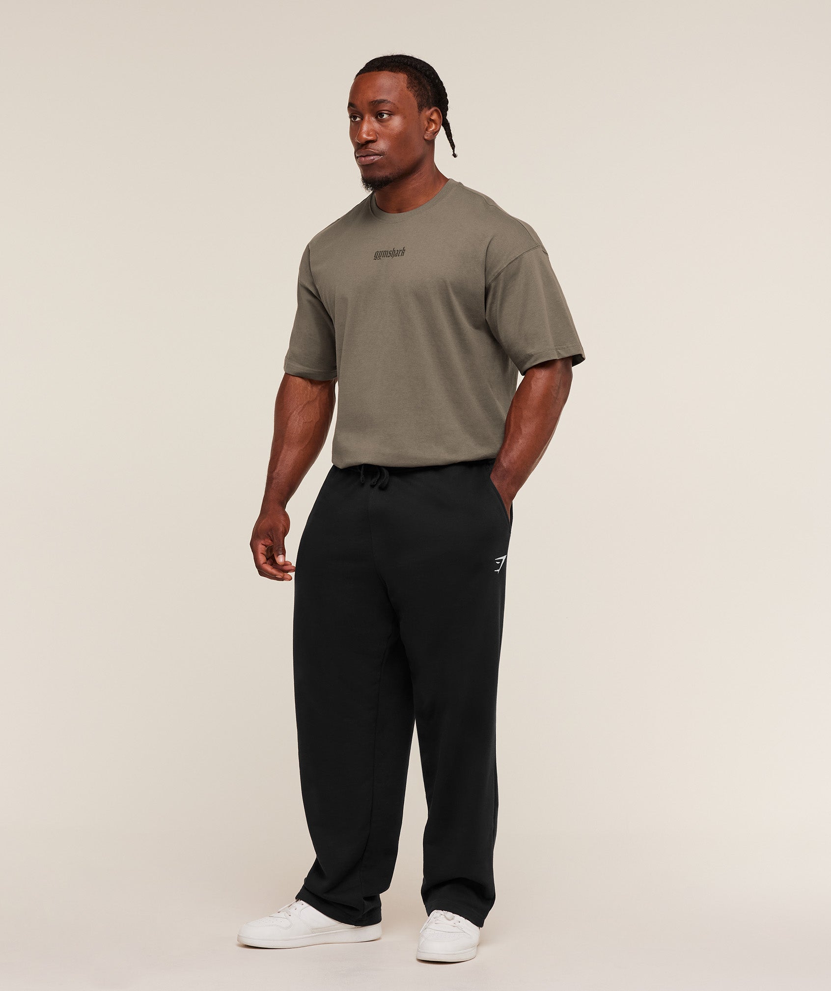 Gymshark Olde English T-Shirt Camo Brown