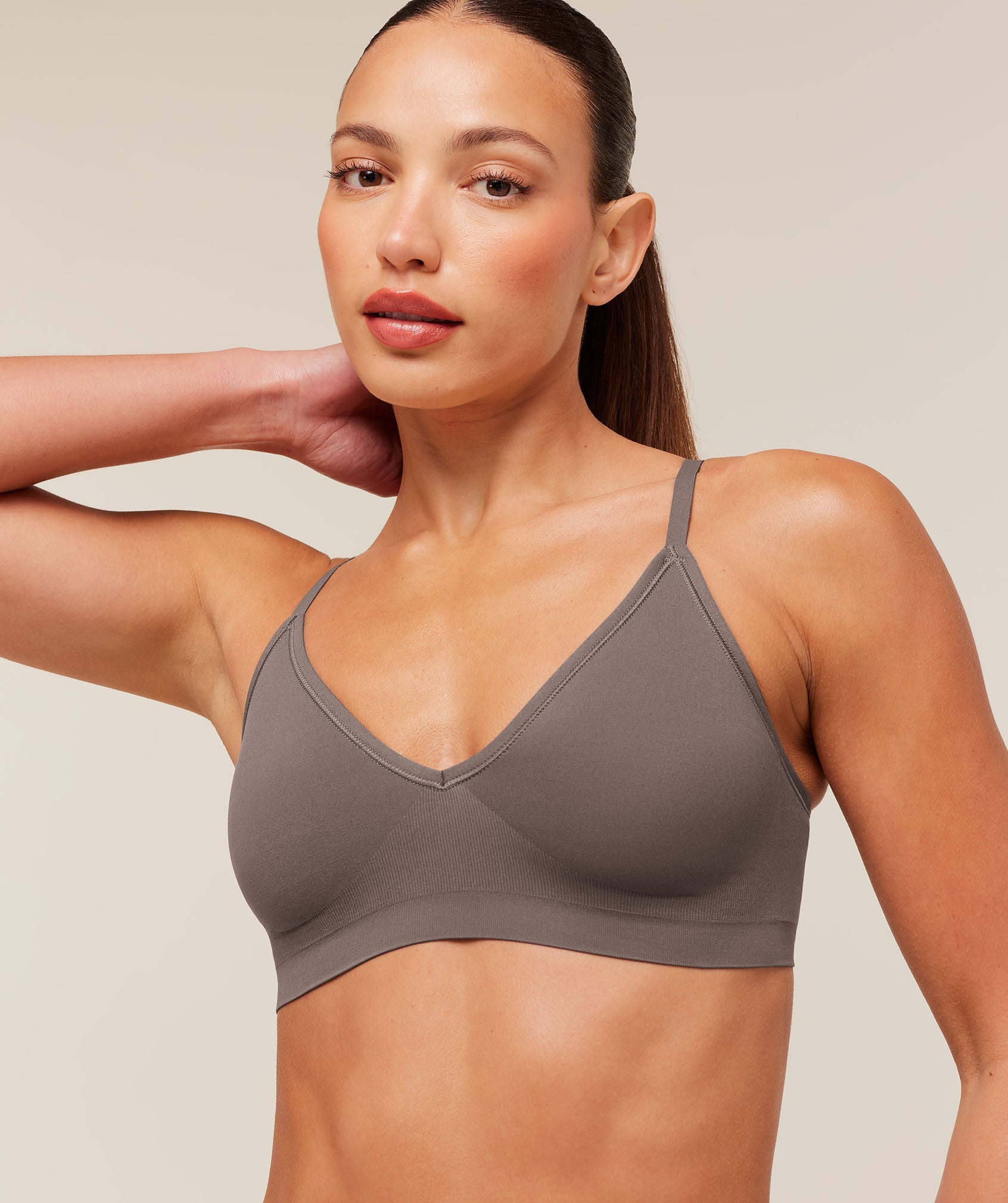 Women's Gymshark Featherform V-Neck Bralette Cool Brown