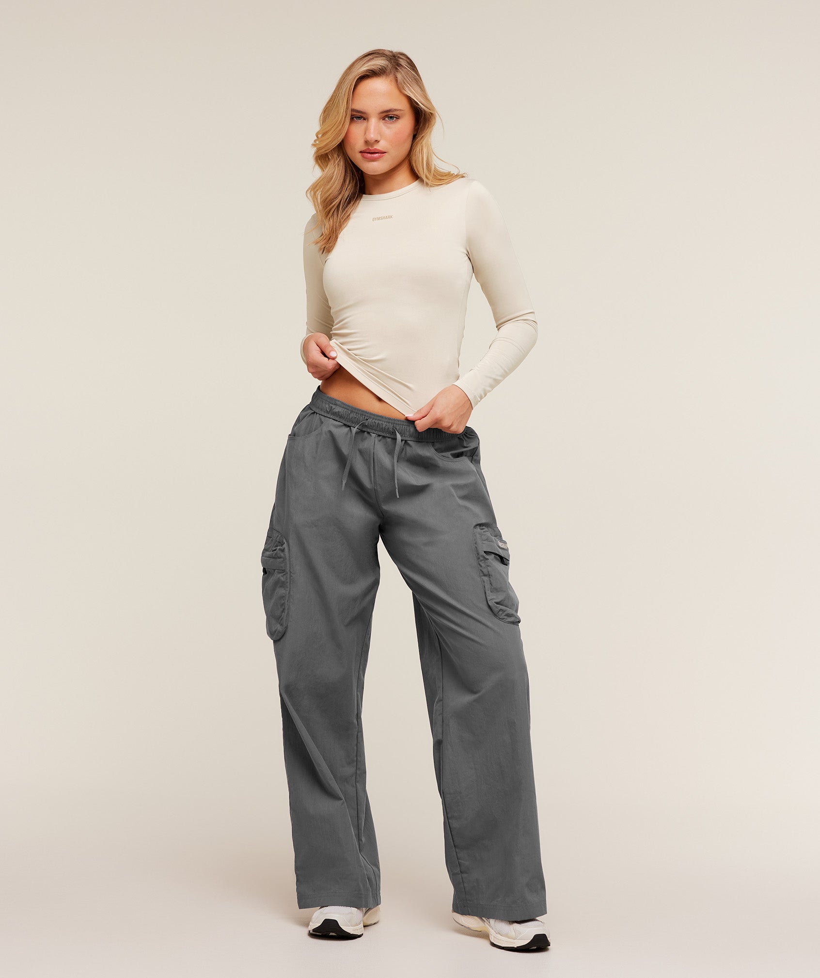 Women's Gymshark Cargo Pant Dark Grey