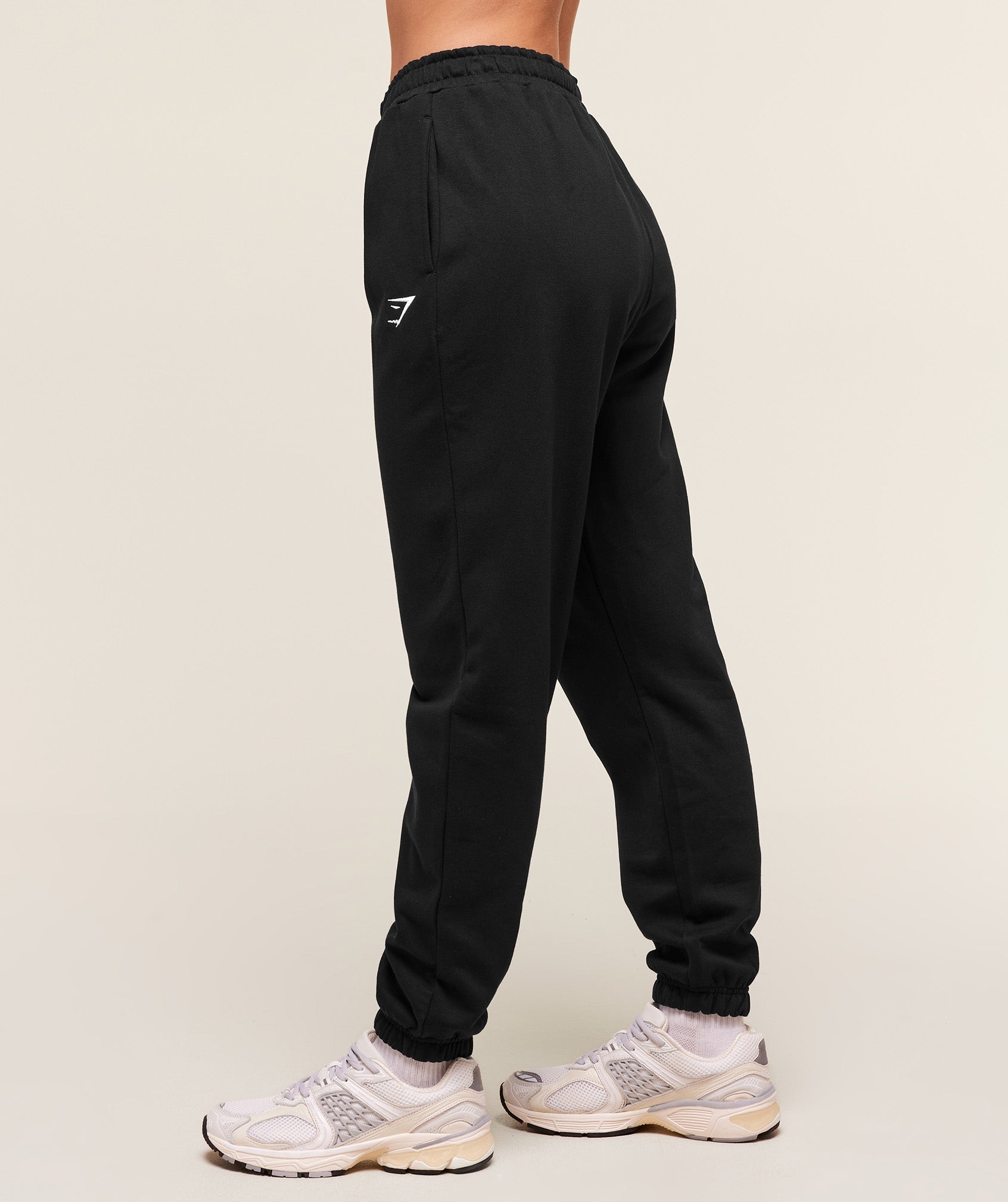 Women's Gymshark Training Regular Fleece Joggers Black