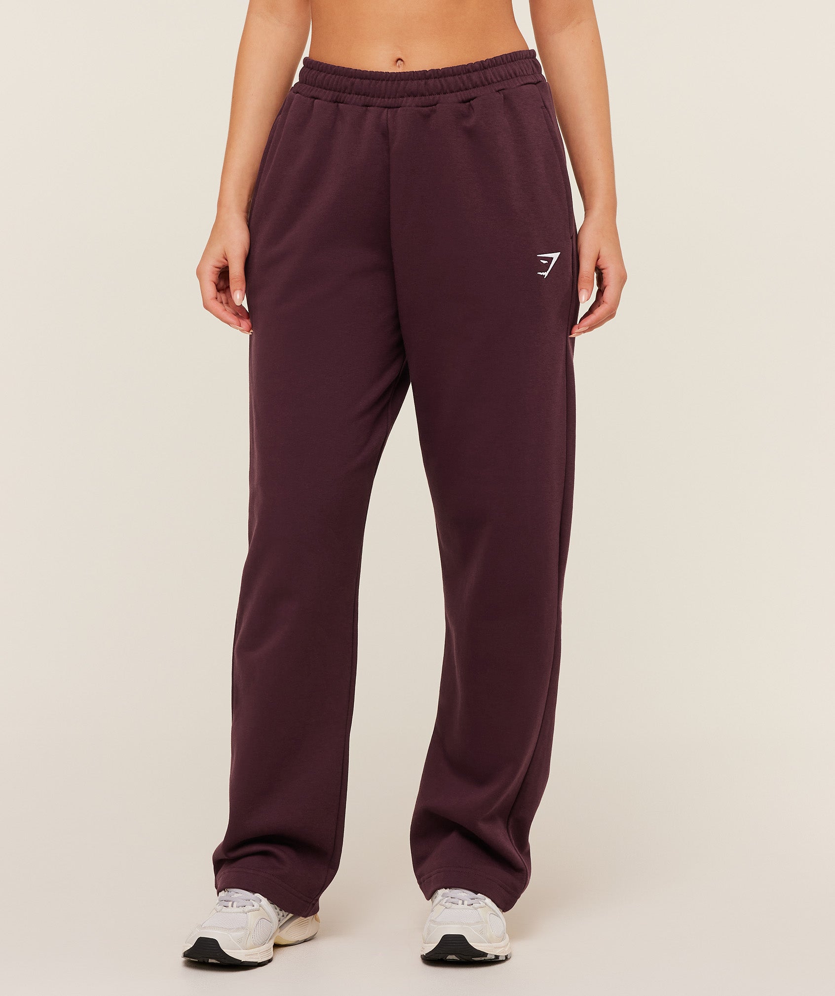 Women's Gymshark Training Fleece Straight Leg Jogger Gs Cherry Purple