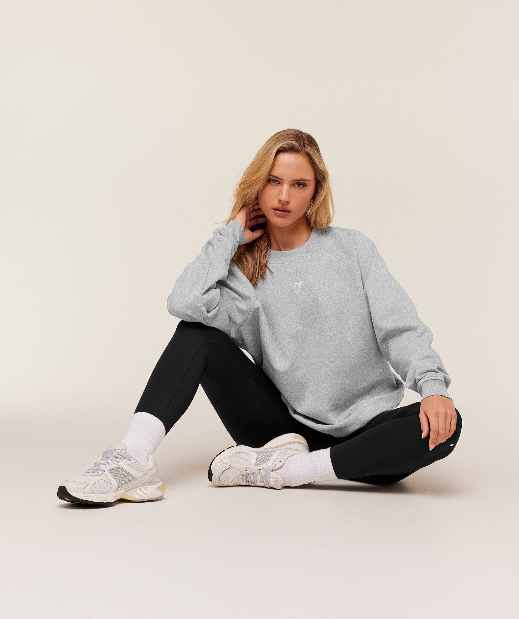 Women's Gymshark Training Oversized Fleece Sweatshirt Light Grey Core Marl