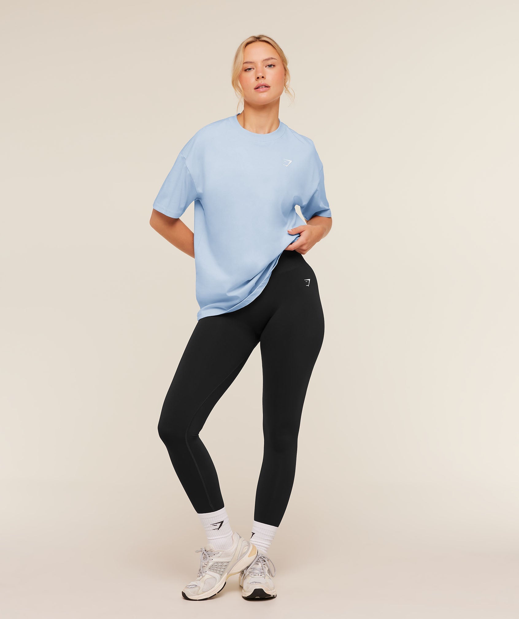 Women's Gymshark Training Oversized T-Shirt Chilled Blue