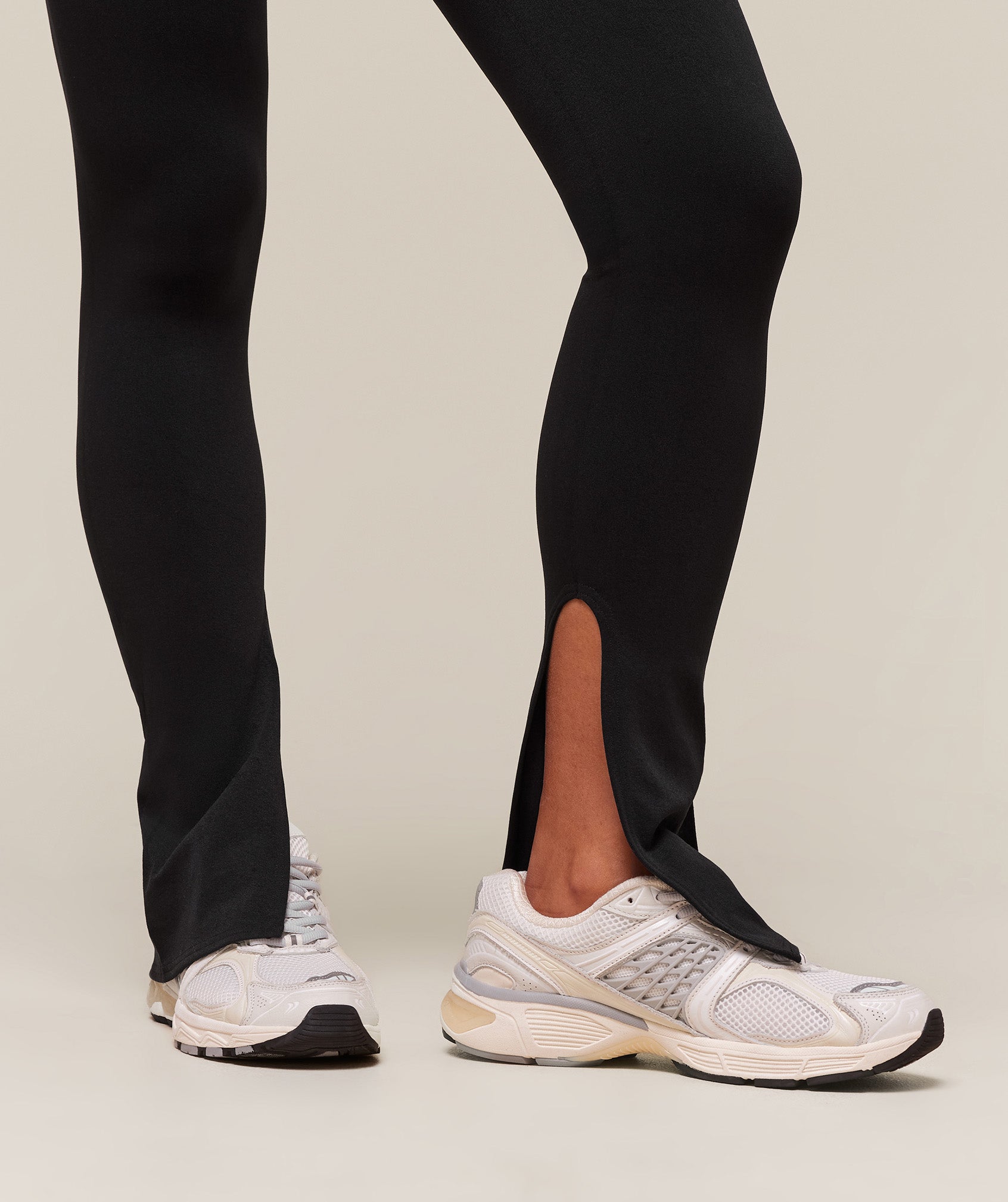 Women's Gymshark Everywear Warp Knit Flare Leggings Black