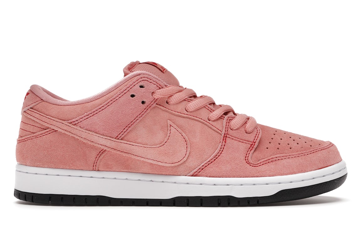 Nike SB Dunk Low
Pink Pig