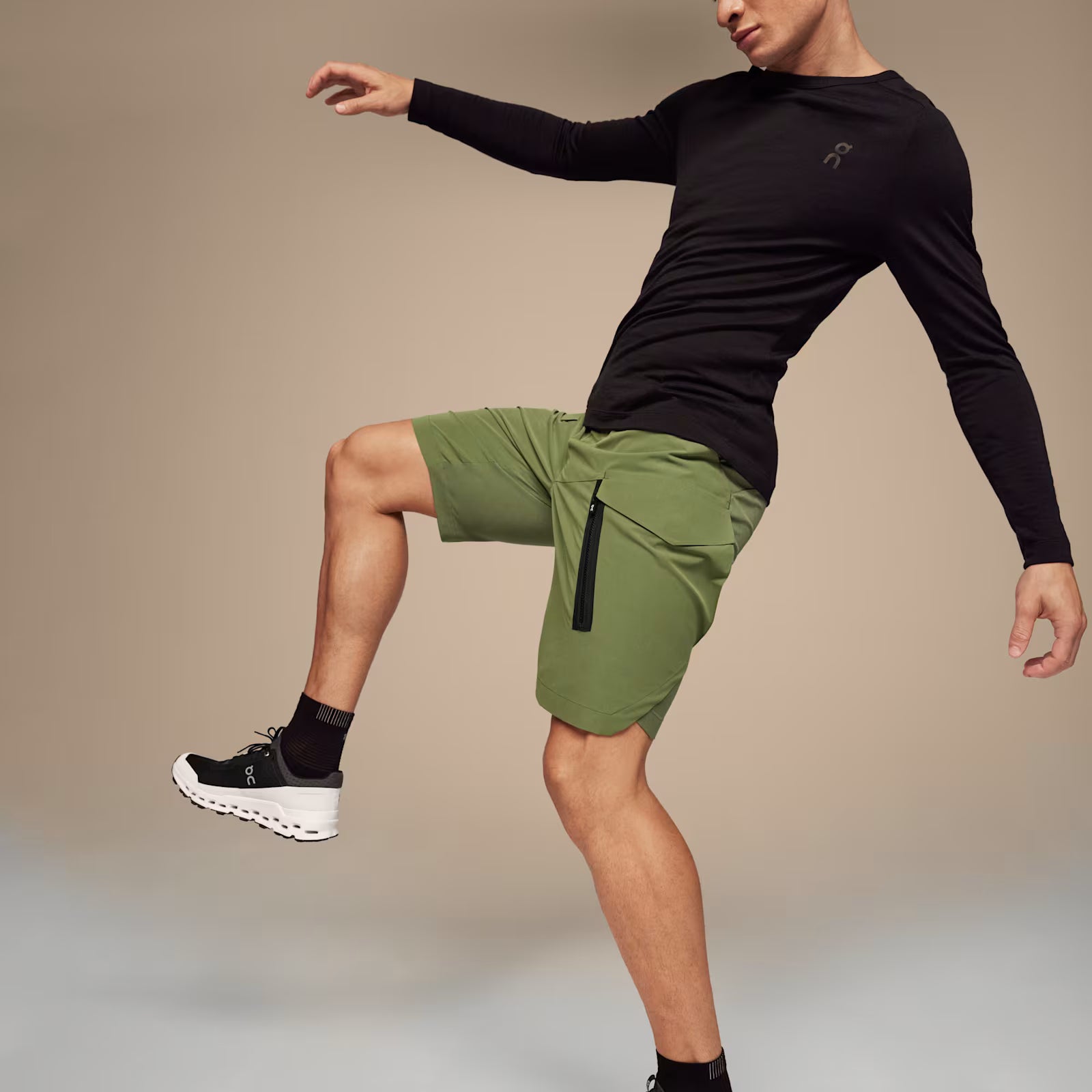 On Explorer Shorts Taiga