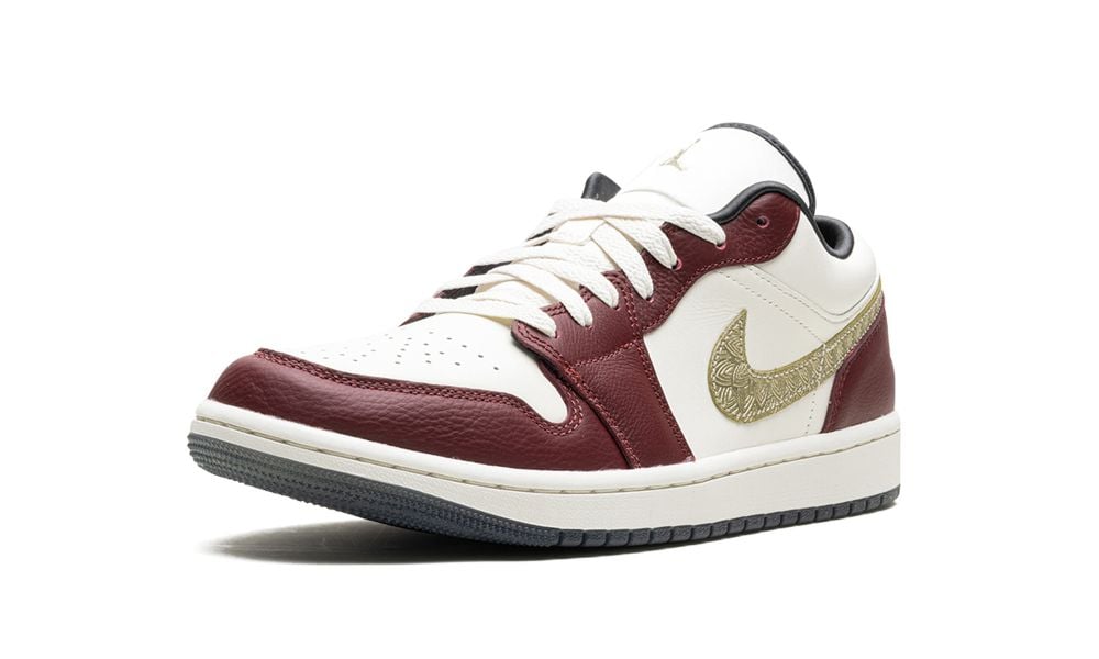 Wmns Air Jordan 1 Low SE 'Year of the Dragon' Sale