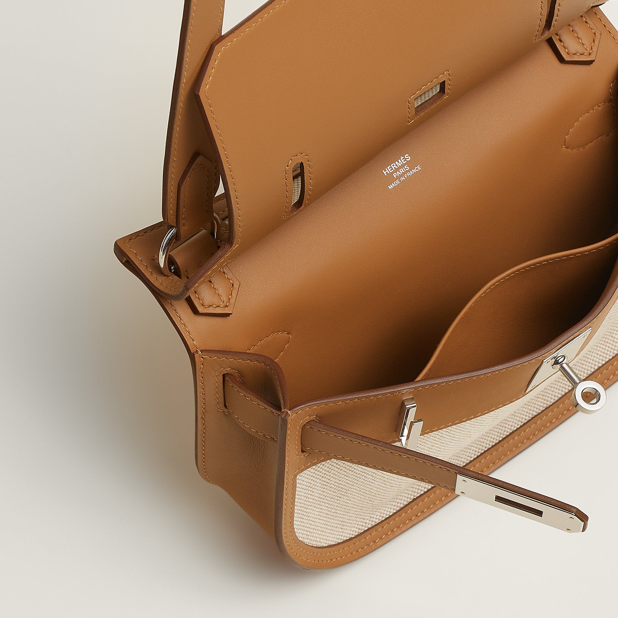 Hermes Jypsiere Mini Toile & Cuir Bag Cru