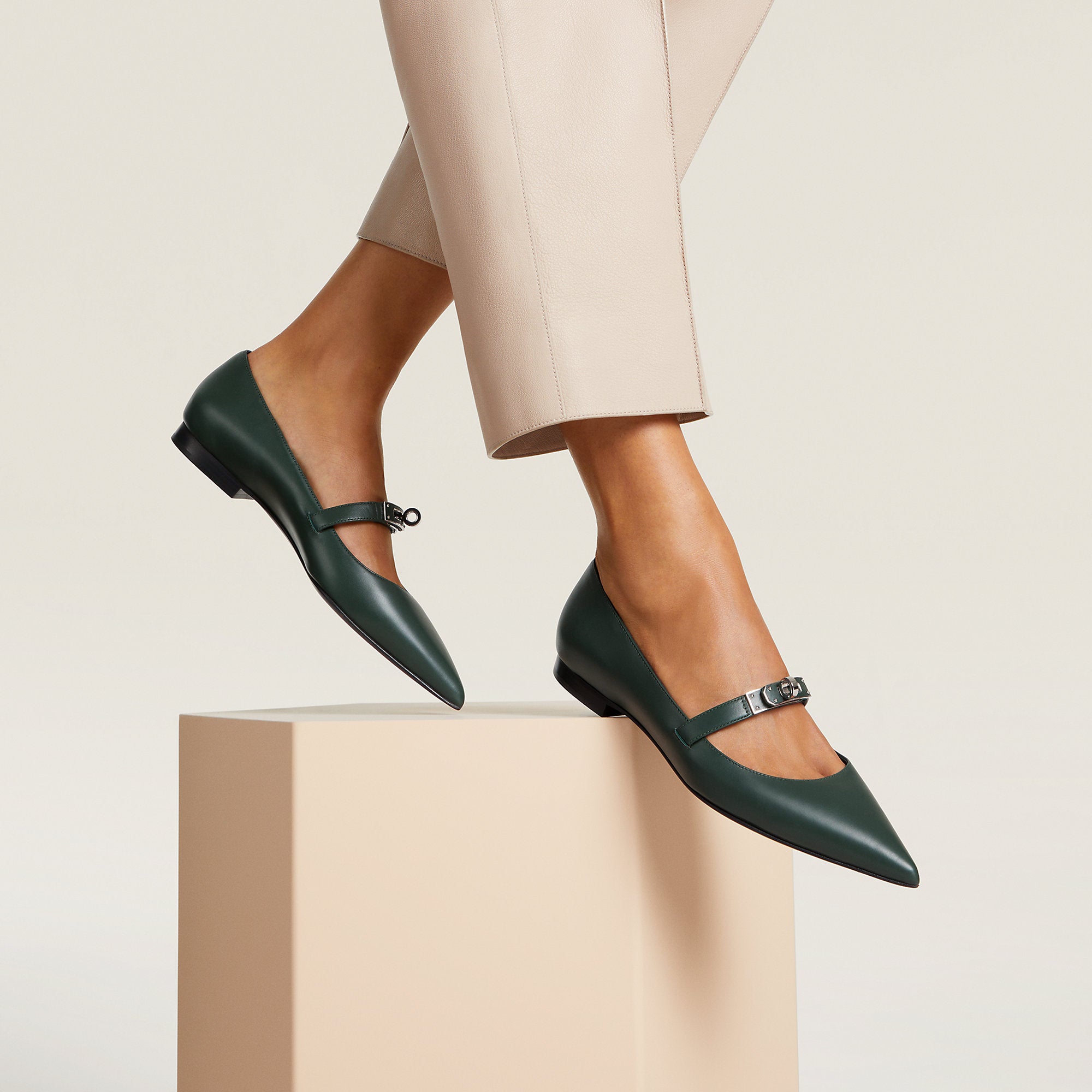 Hermes Kelly Ballet Flat Vert Bouteille
