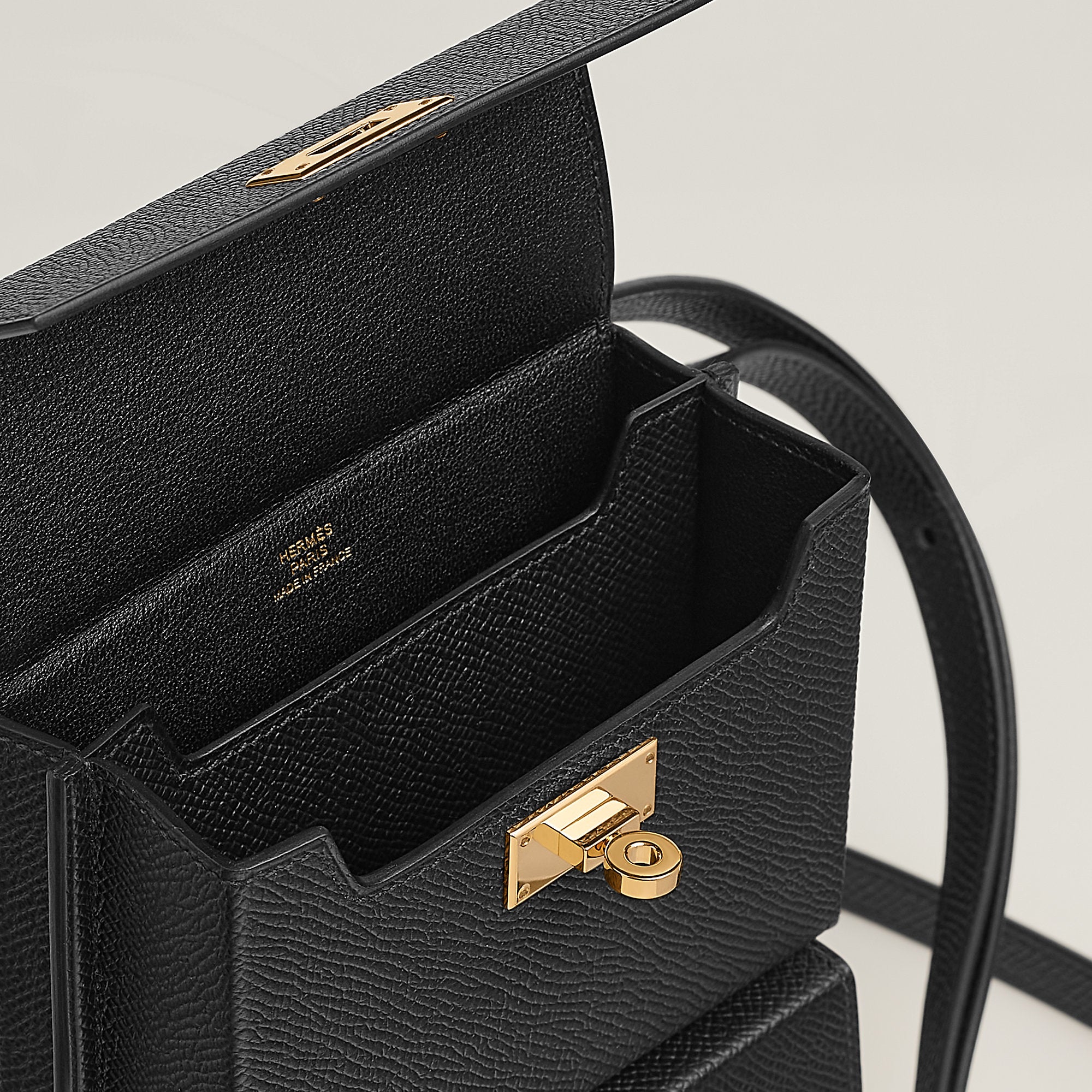 Hermes Kelly Multipocket To Go Pouch Noir