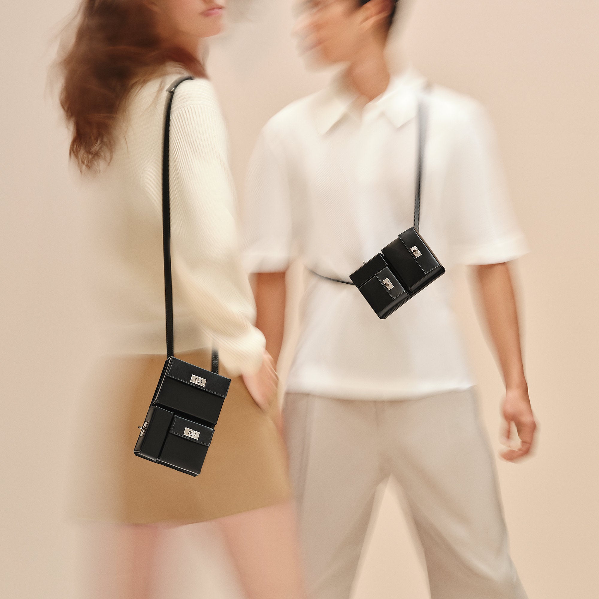 Hermes Kelly Multipocket To Go Pouch Noir