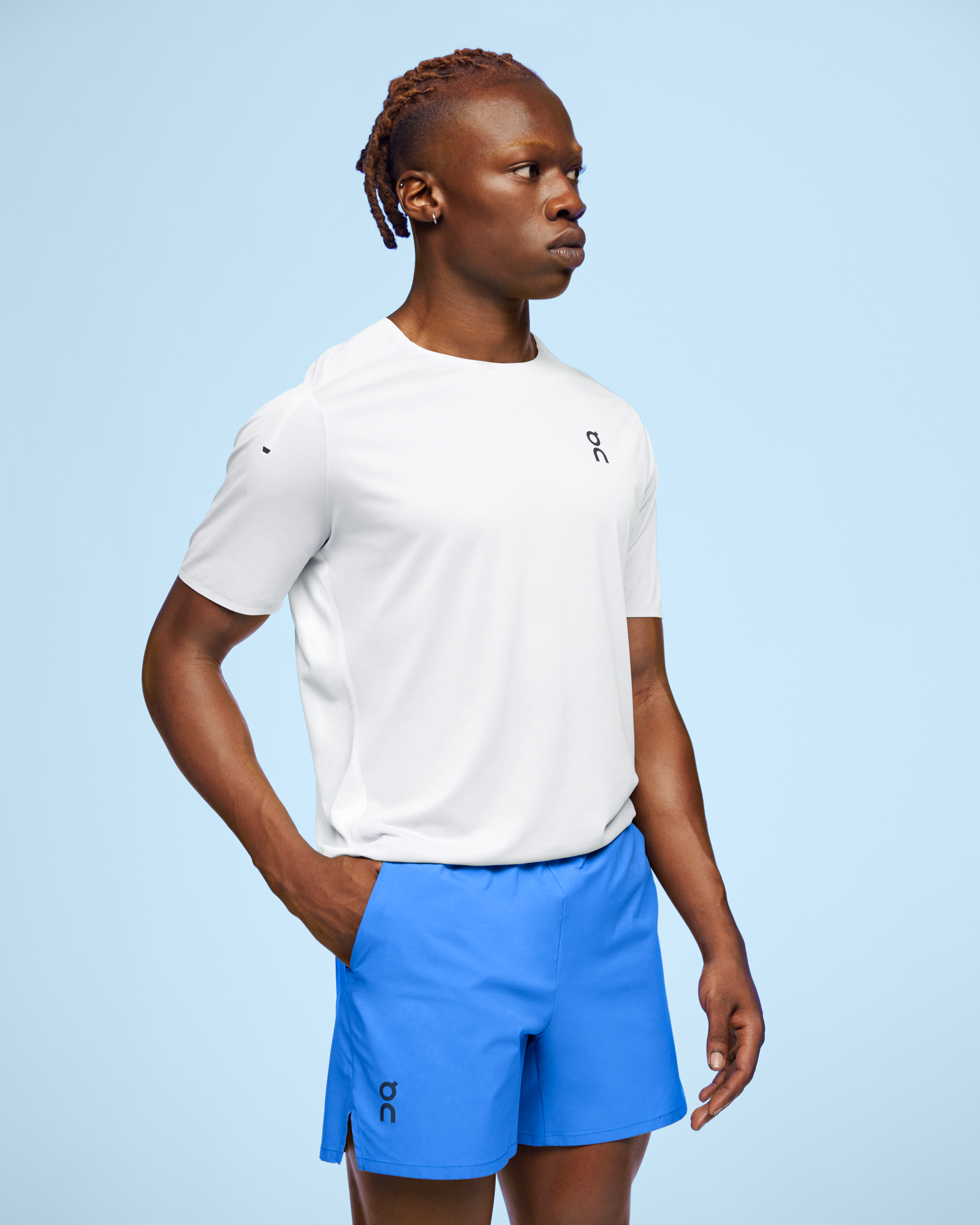 On Essential Shorts Cobalt | Black