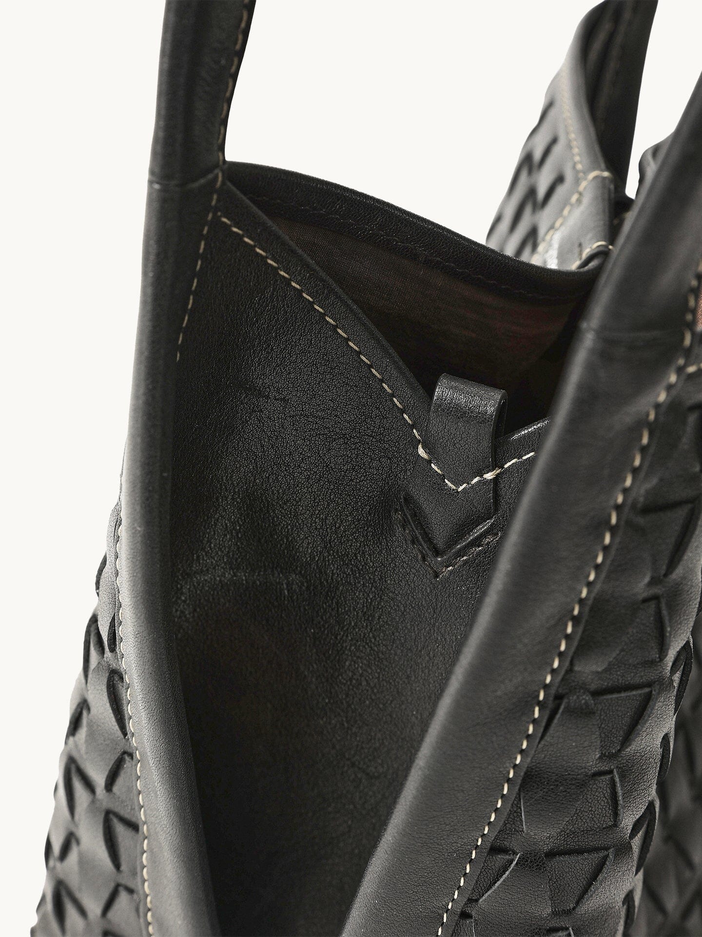 Songmont Lattice Bucket Bag Onyx