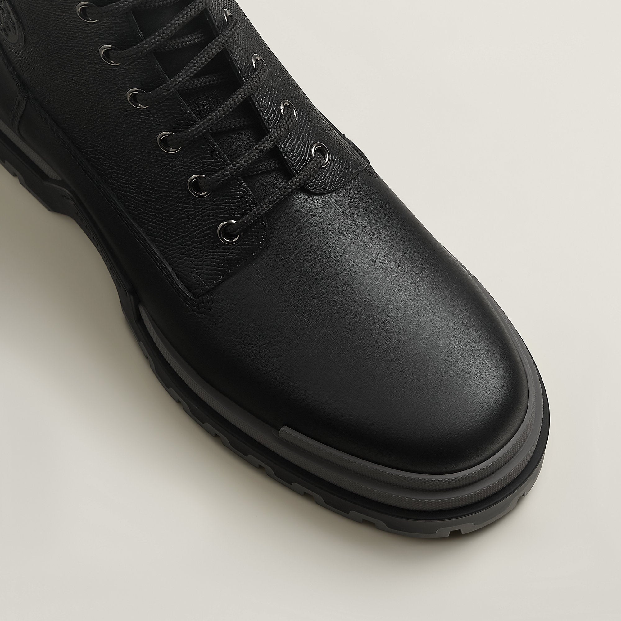Hermes Limite Ankle Boot Noir