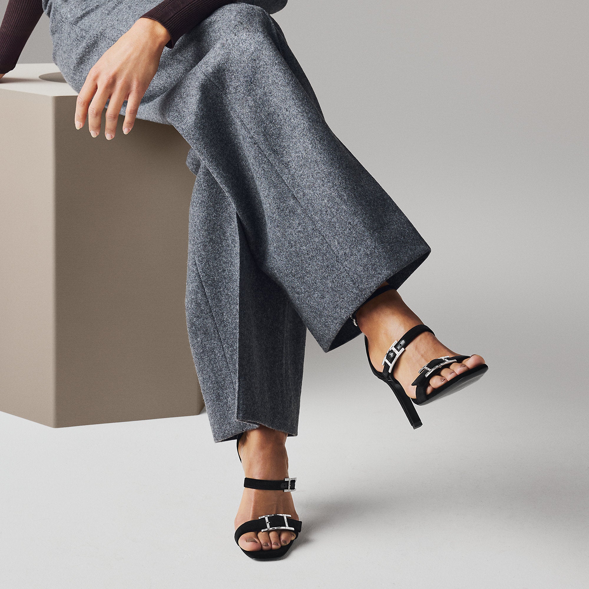 Hermes Liv 90 Sandal Noir