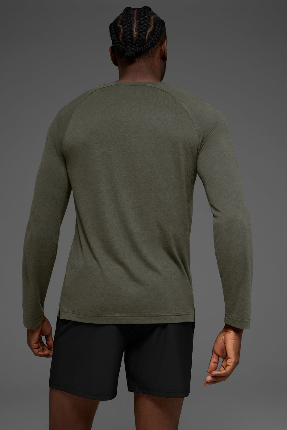 Alo Yoga Triumph Long Sleeve Tee