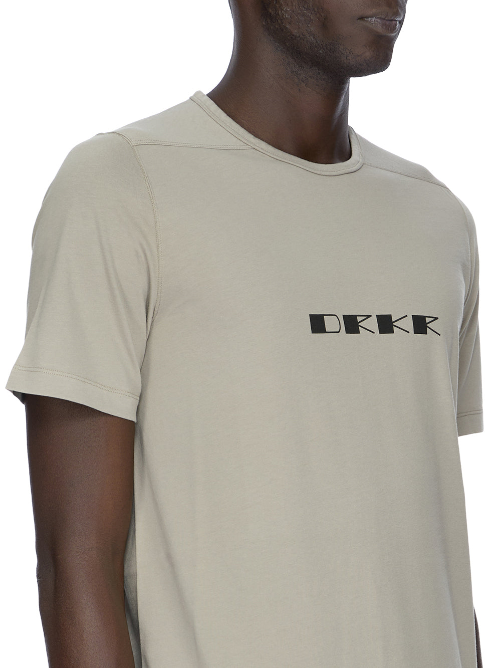 #color_mineral-black
