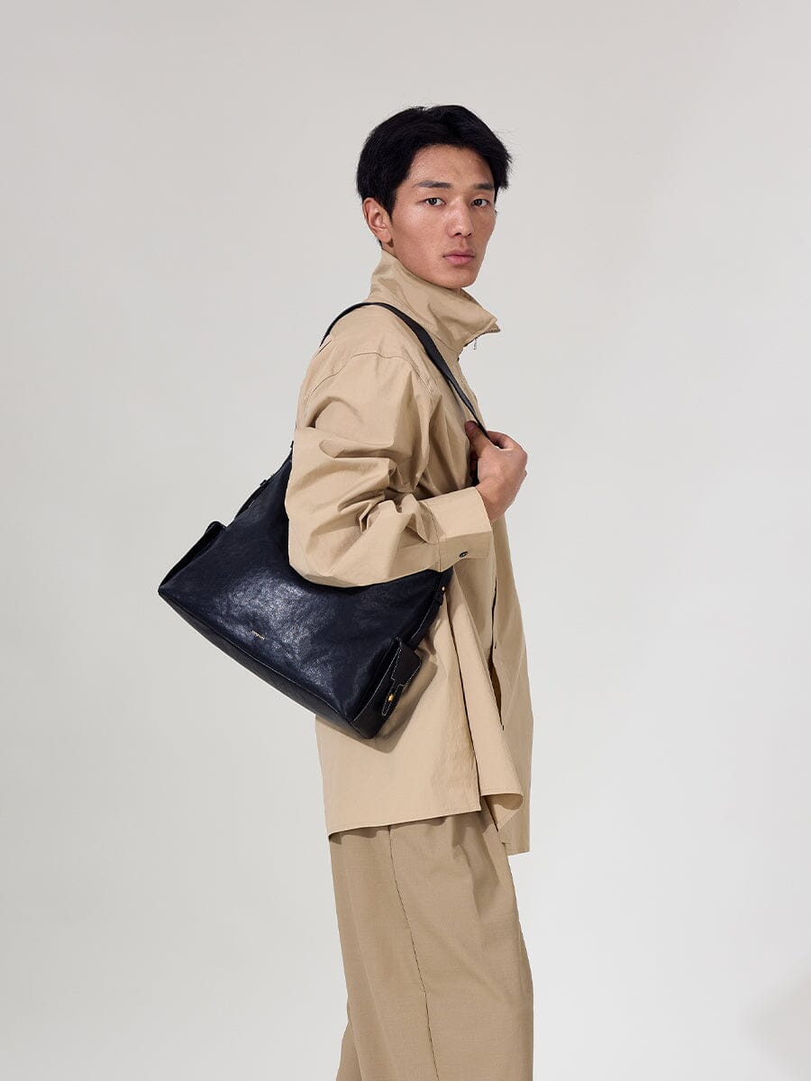 Songmont Medium Yore Hobo Bag Onyx