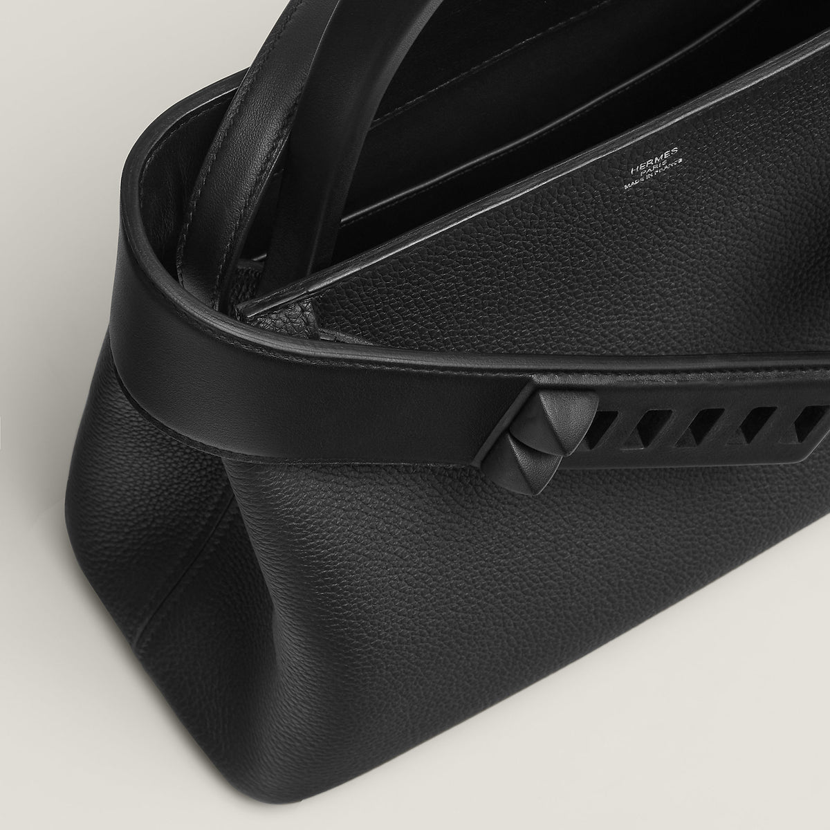 Women's Hermes Medor Bag Noir, hardware detail