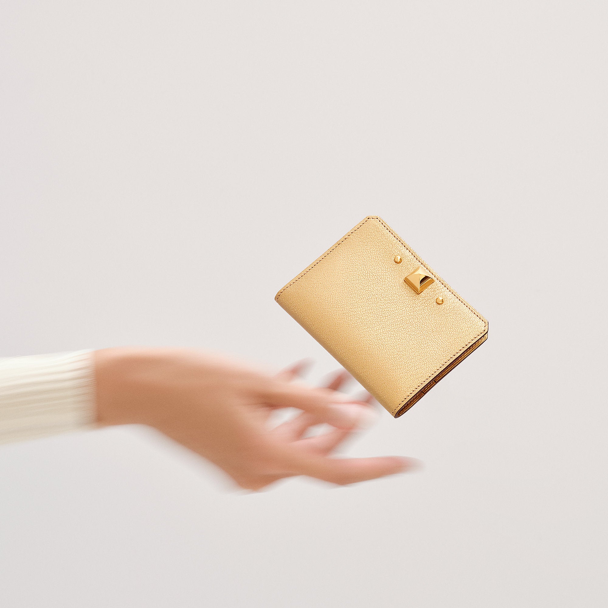 Hermes Medor Card Holder Dor