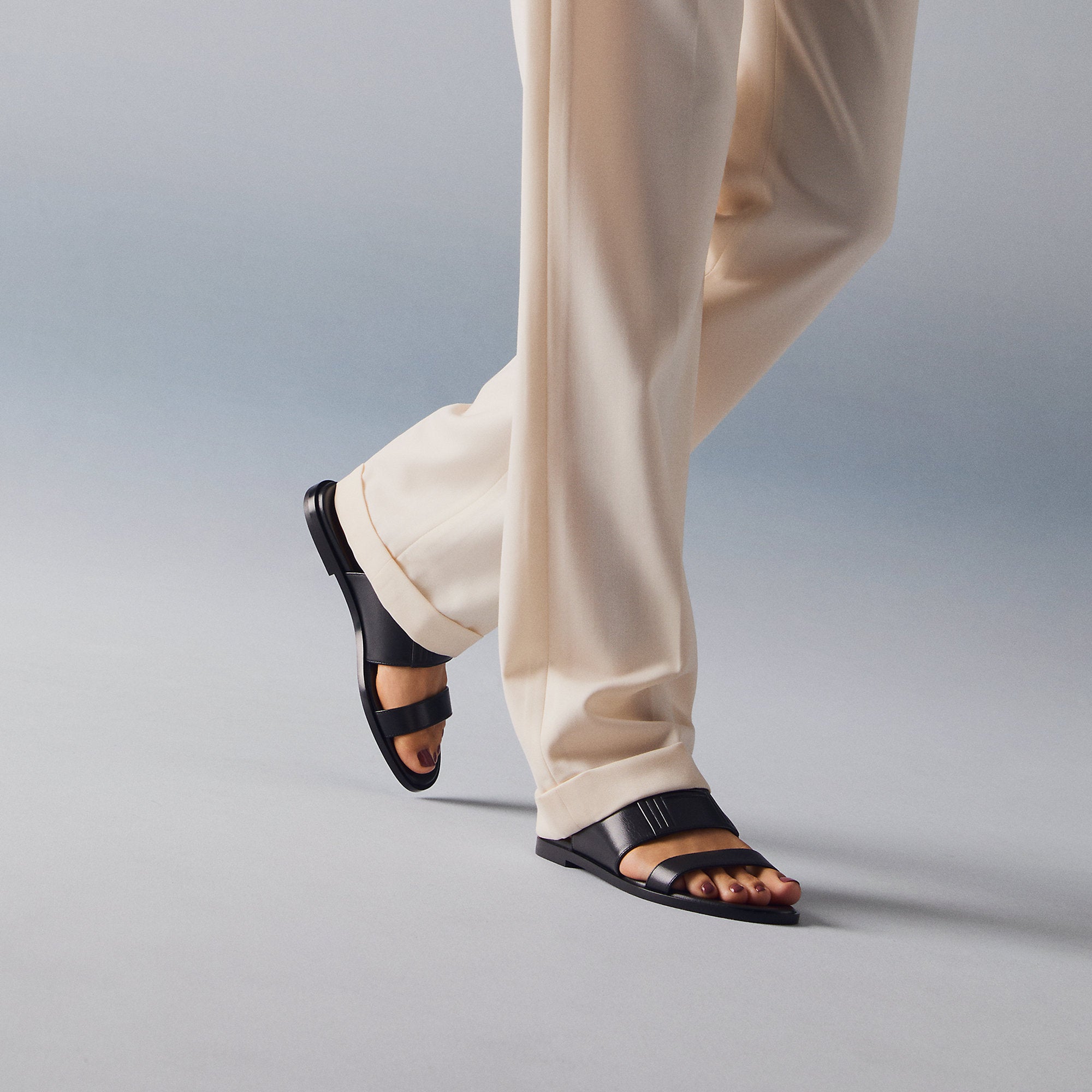 Hermes Mona Sandal Noir