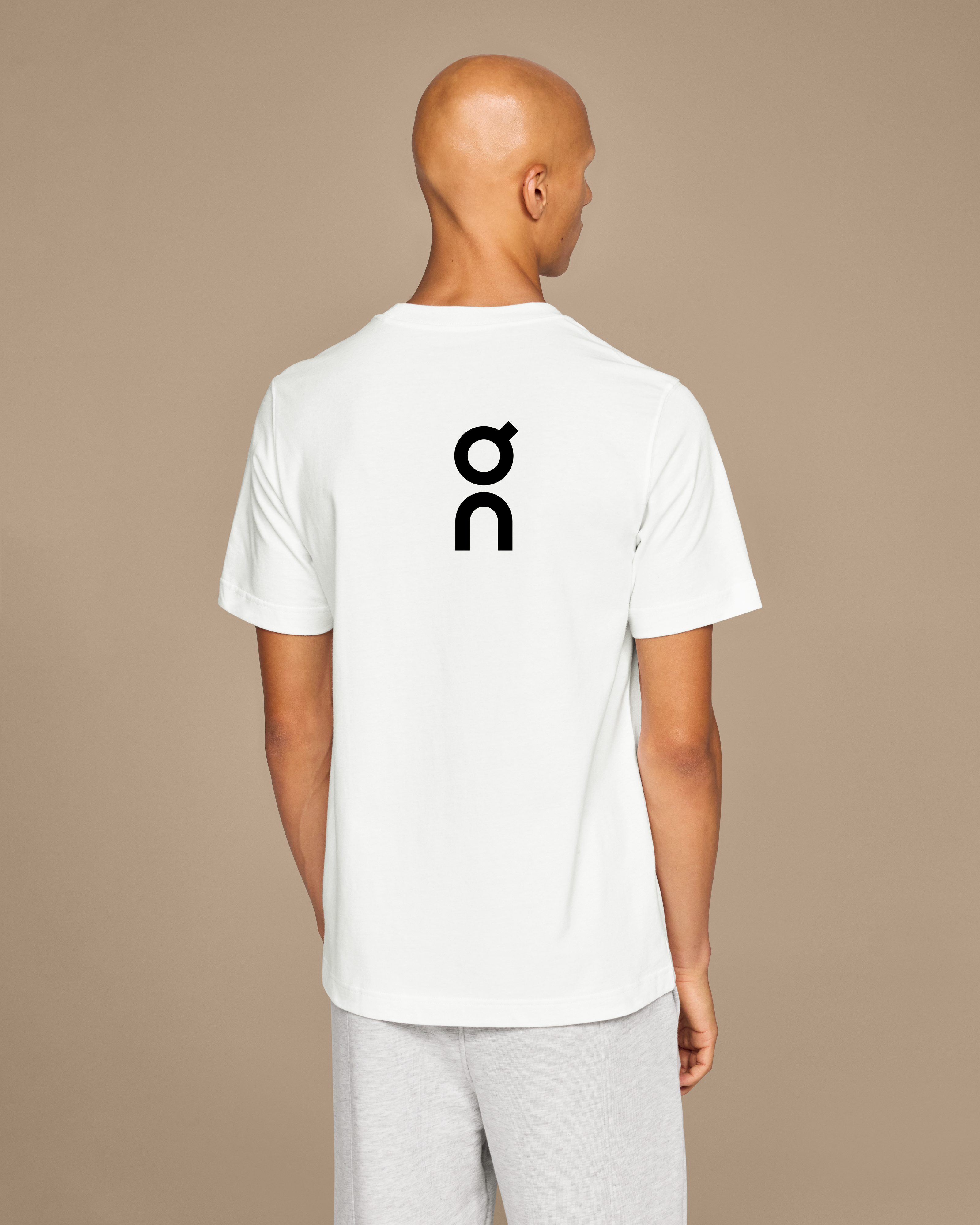 On Club-T White