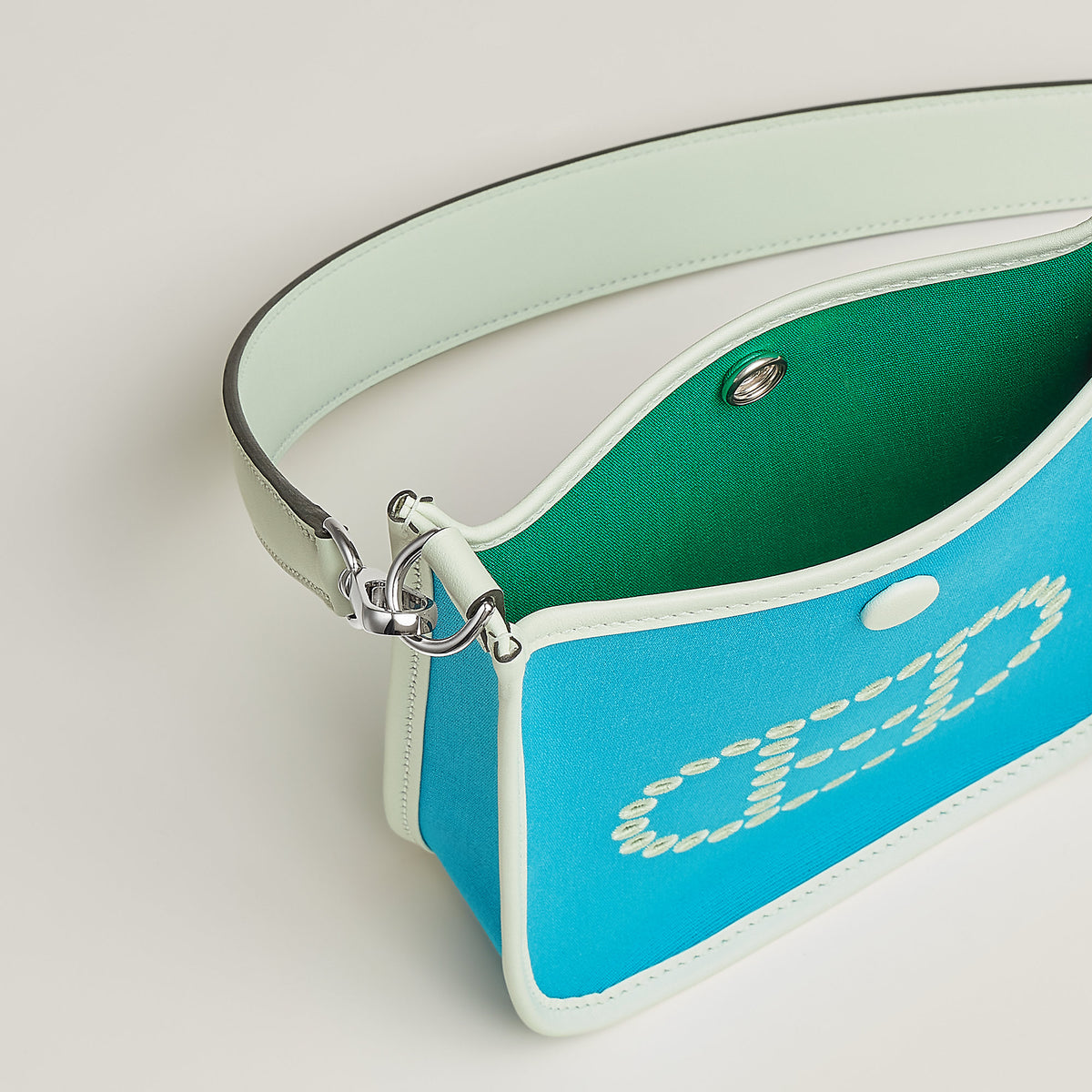 Hermes Neo Evelyne 16 Bag Bleu Aztque