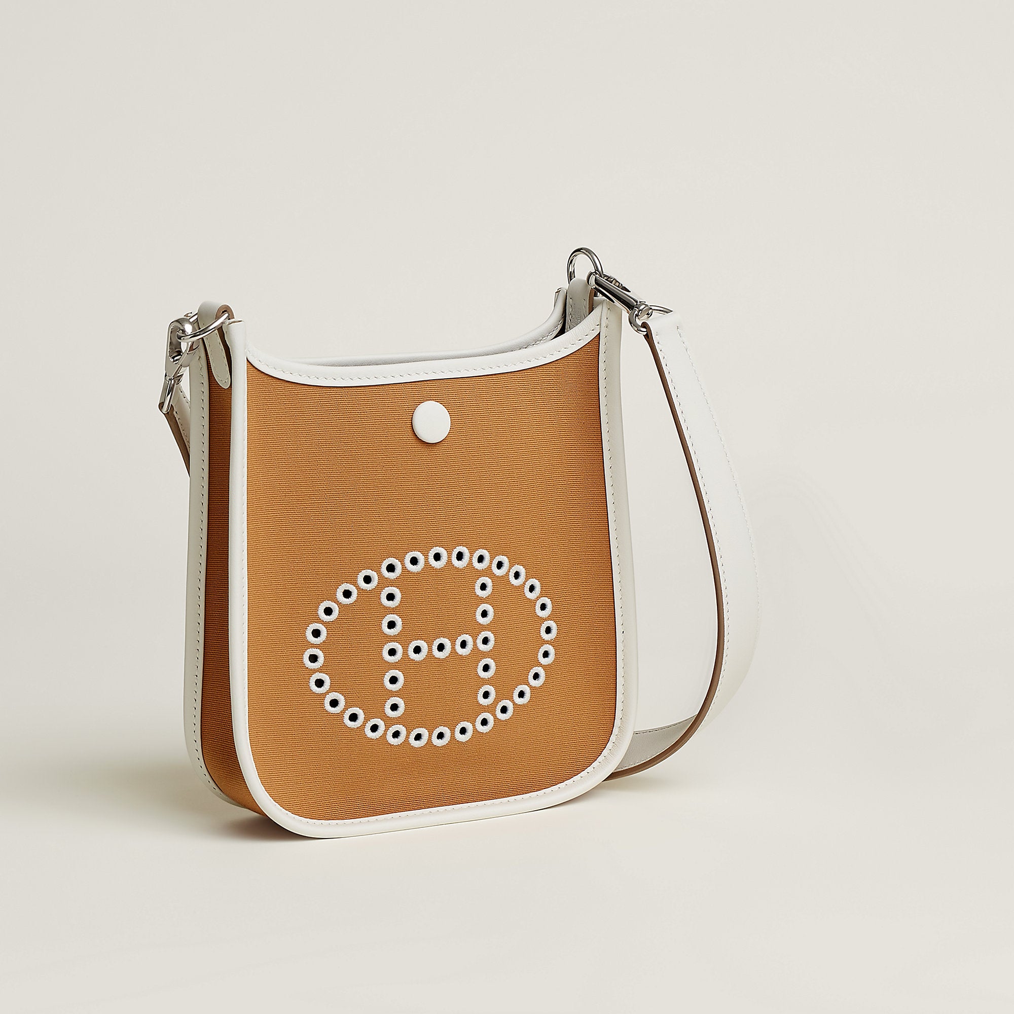 Hermes Neo Evelyne 16 Bag Dune