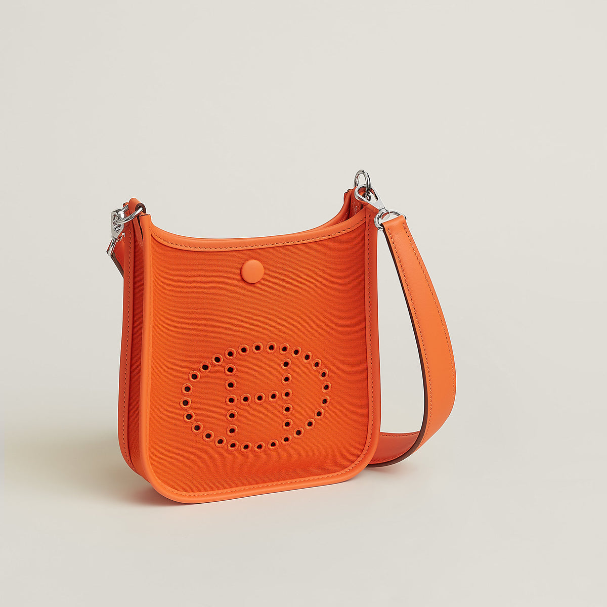 Hermes Neo Evelyne 16 Bag Feu