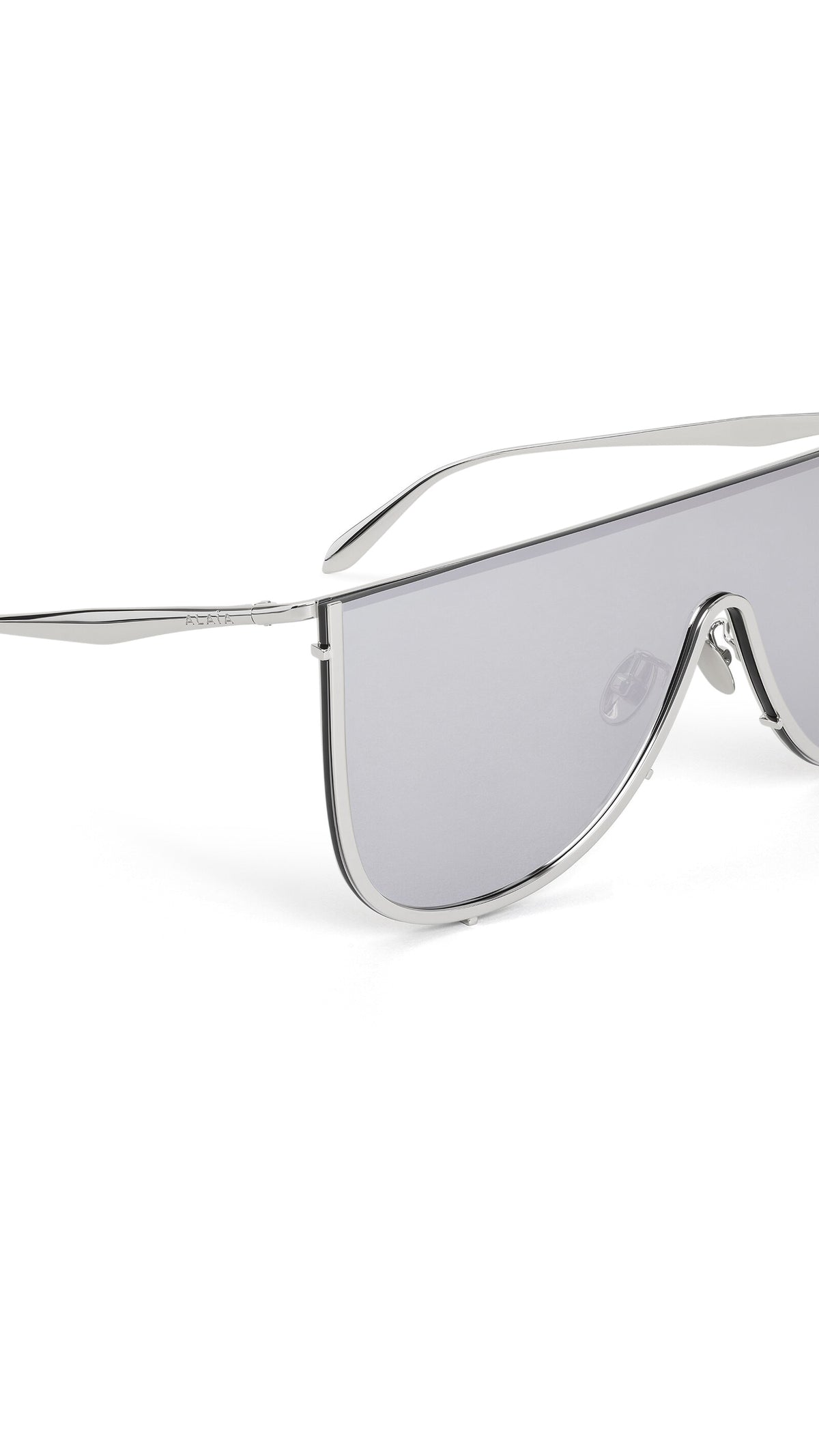 #color_silver-white