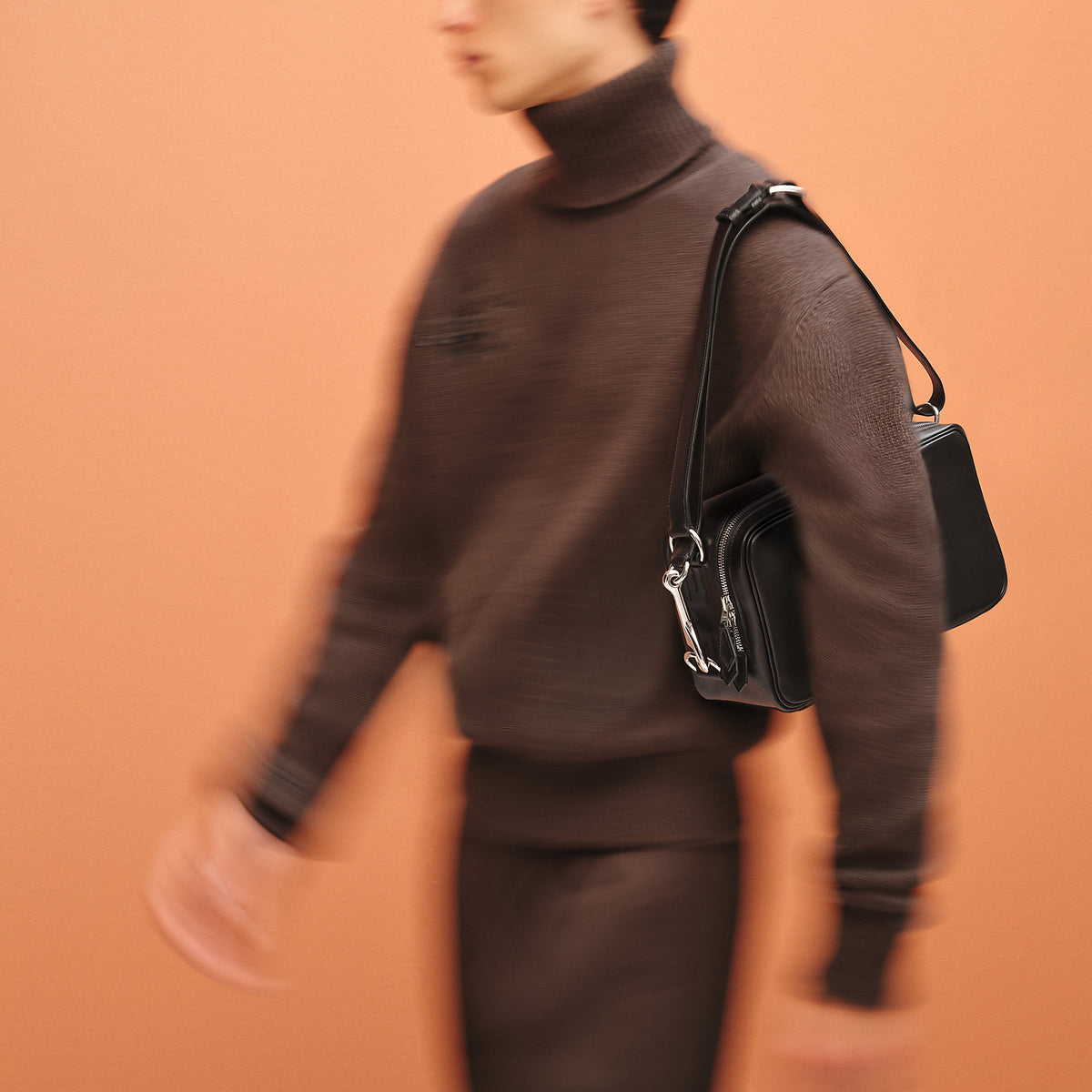 Hermes On Body Mousqueton Bag Noir
