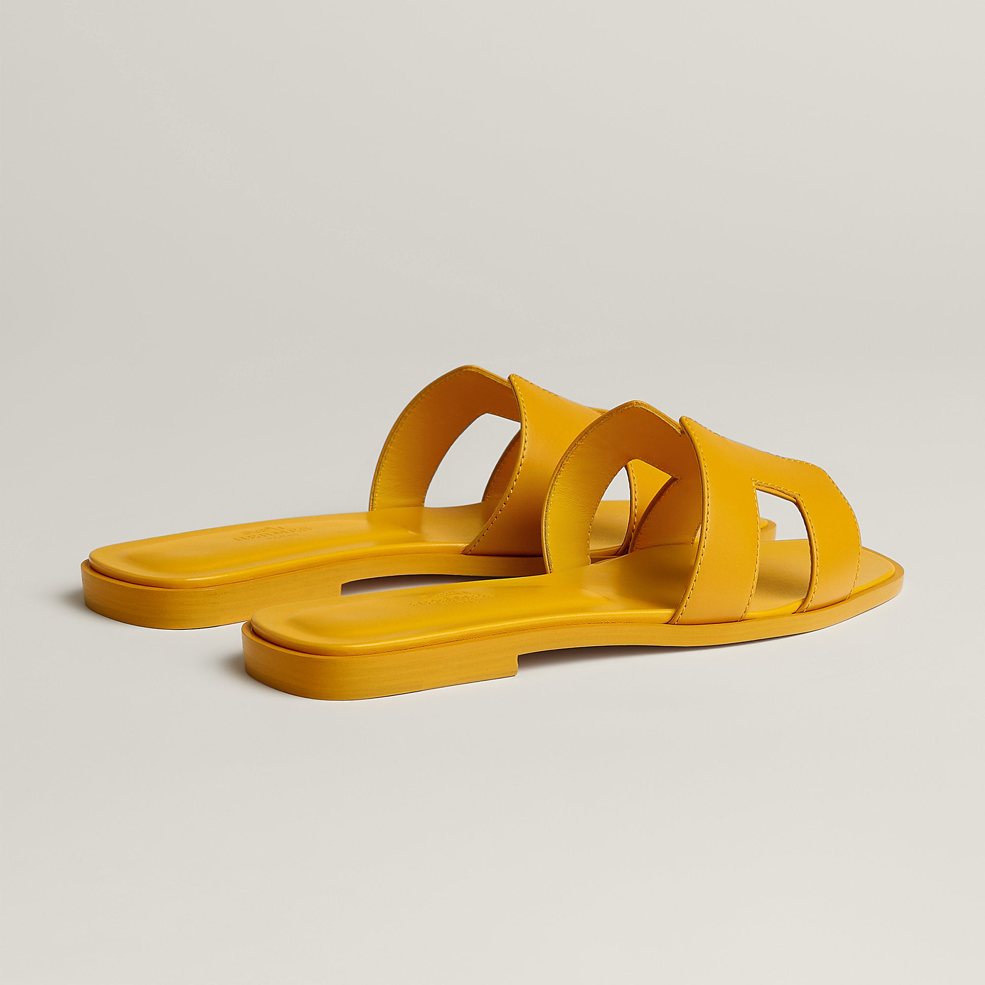Hermes Oran Sandal Jaune Topaze