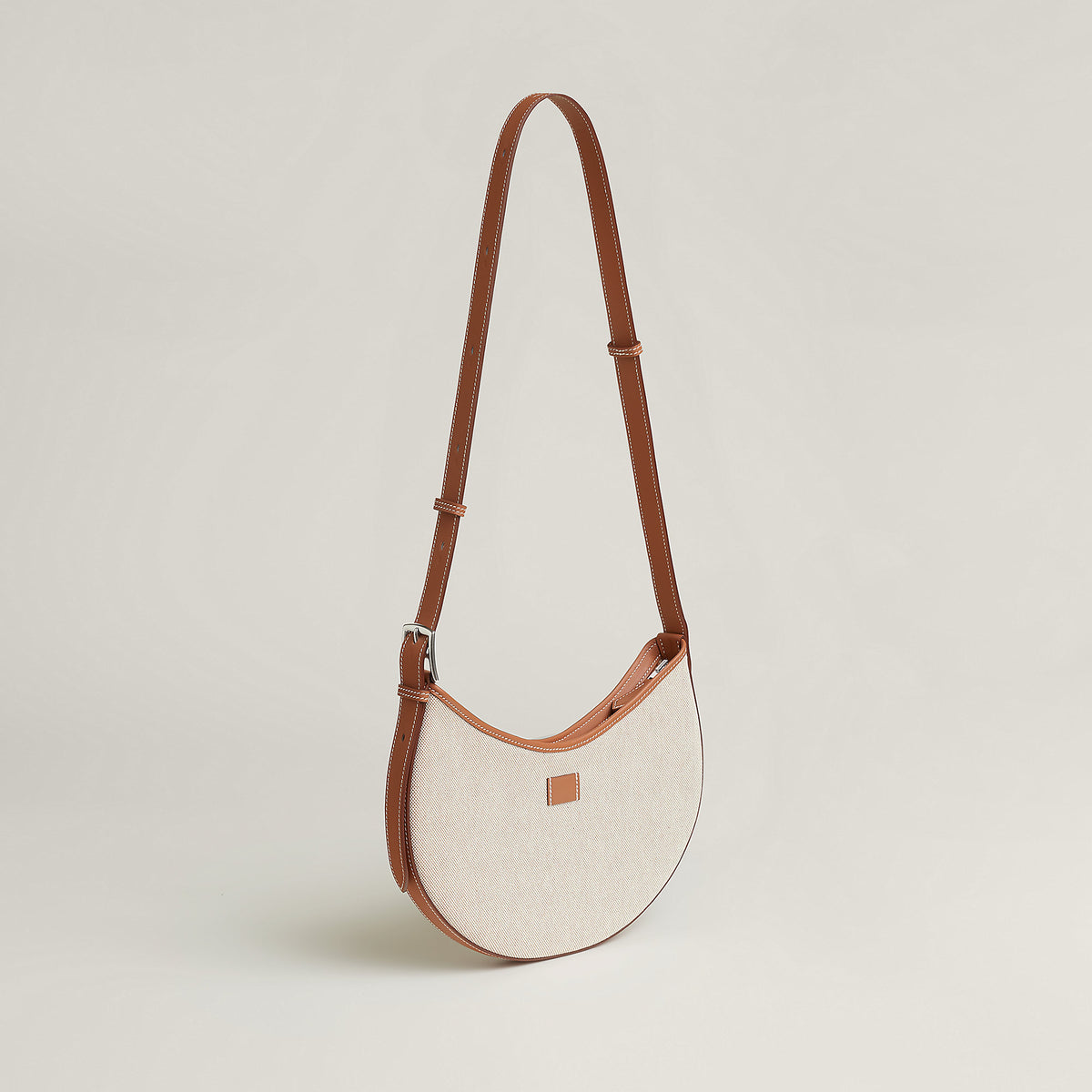 Hermes P'Tit Arcon Toile & Cuir Bag Cru