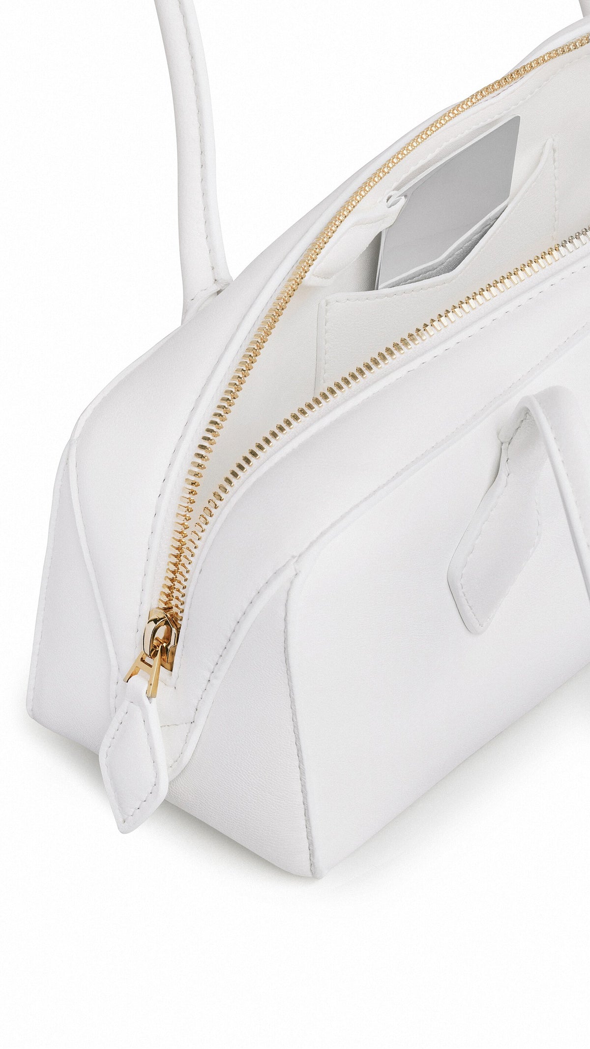 Alaïa Le Teckel Medium Bag In Padded Leather