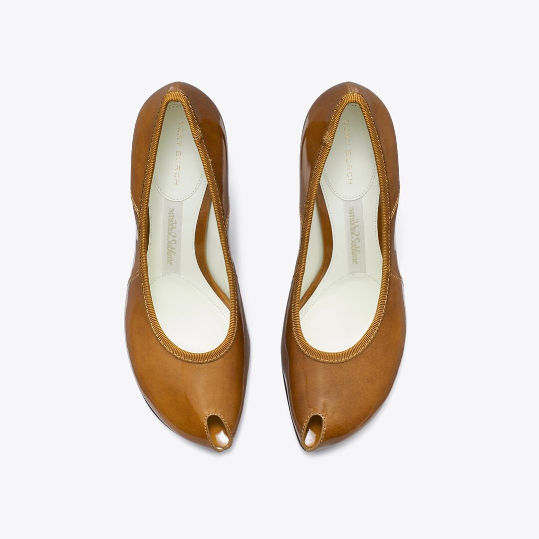 Tory Burch Peep-Toe Pump CARAMEL TAN