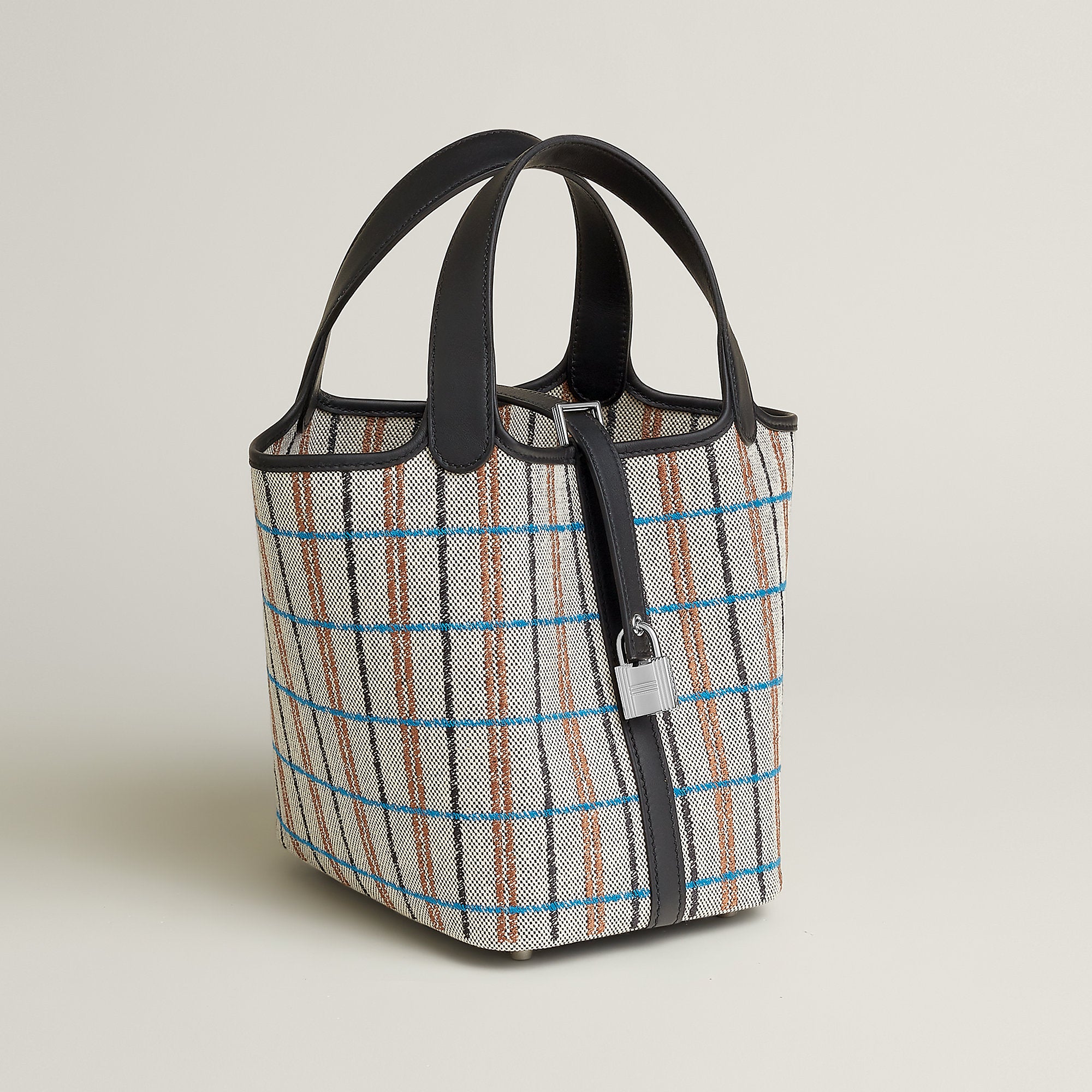 Hermes Picotin Lock 18 Bag Cru