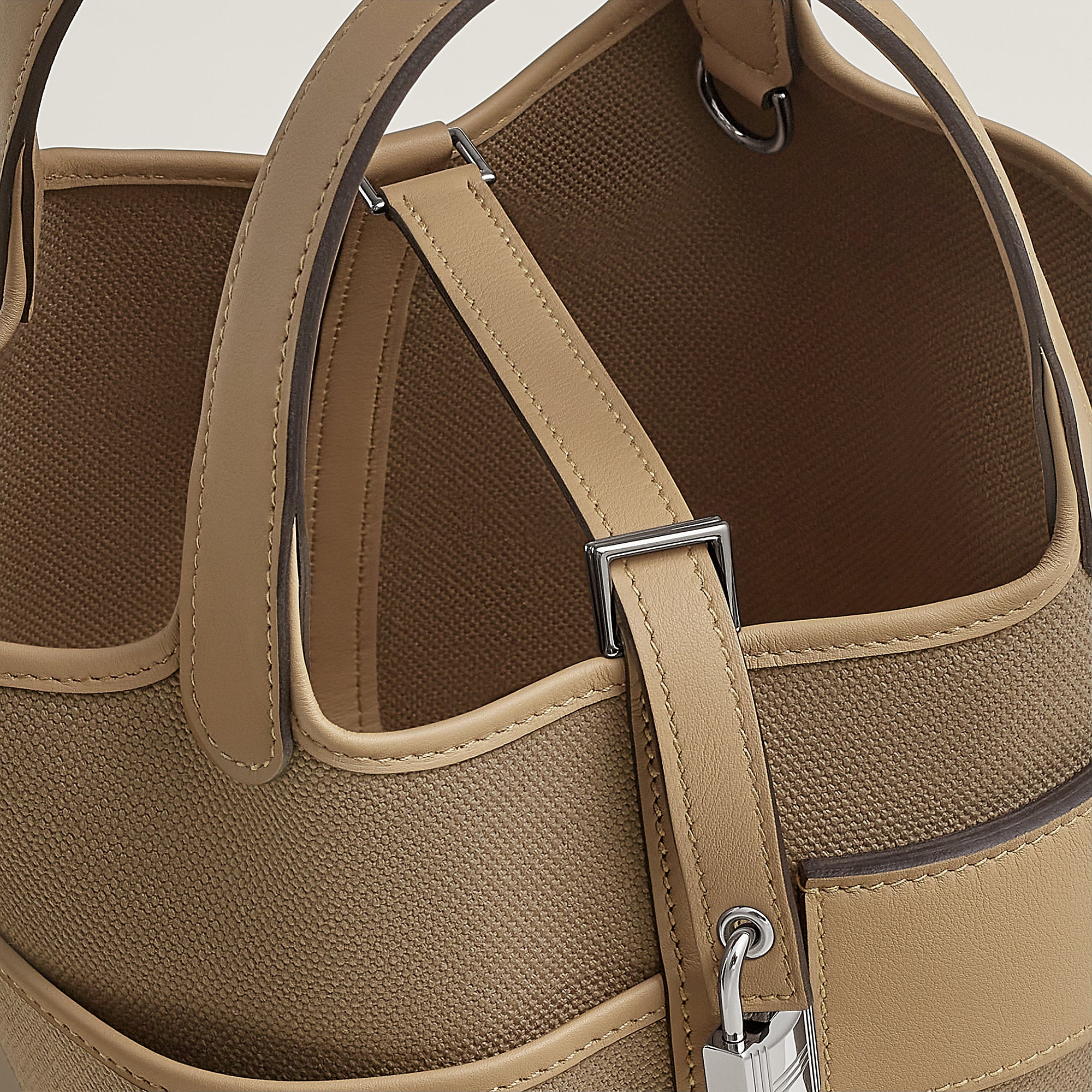 Hermes Picotin Lock 18 Pocket Bag Beige Marfa