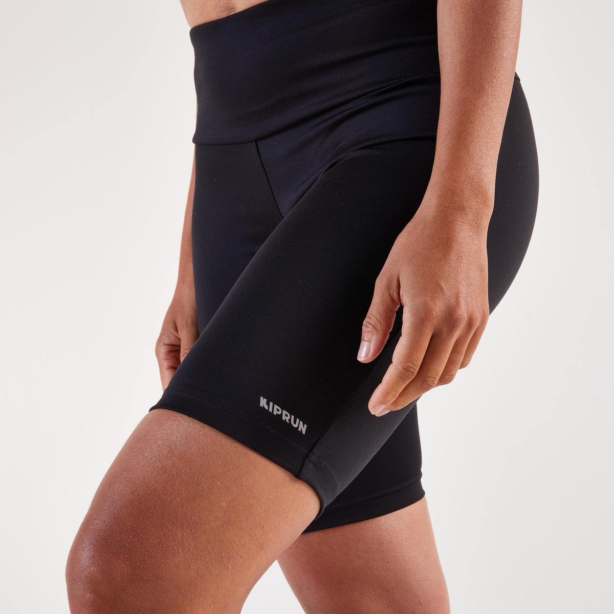 Kiprun Flow Men’s Seamless Slim-Fit Running T-Shirt - Black