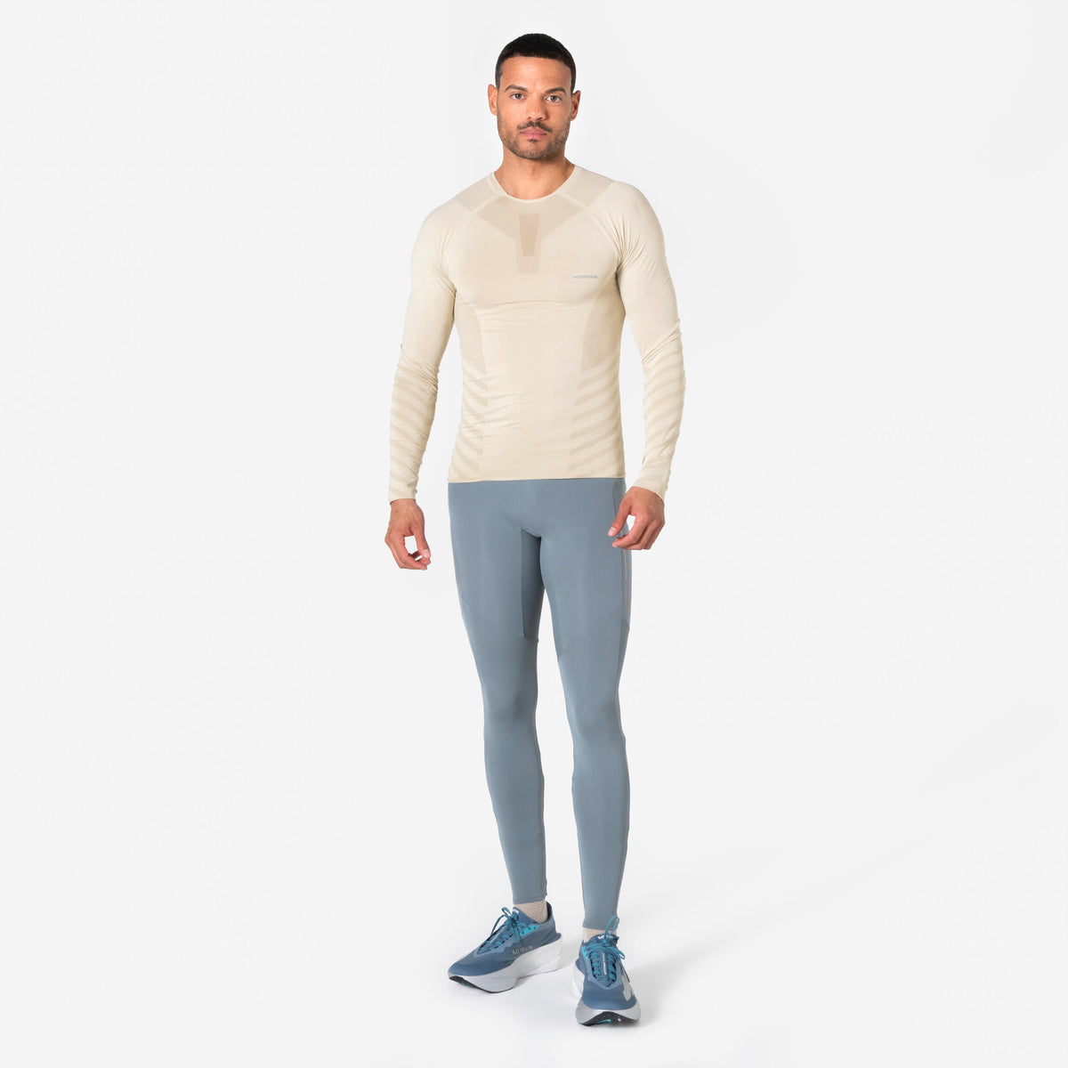 Kiprun Men's Long-Sleeved Slim Running T-Shirt -Kiprun Run 500 Seamless Beige