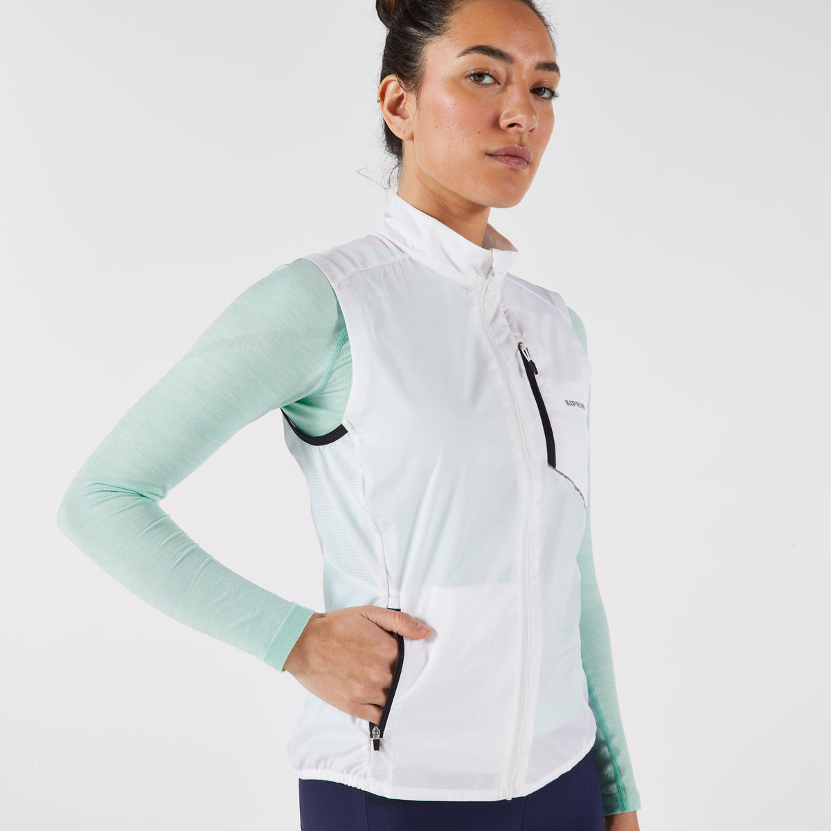 Kiprun Run Wind 500 Women's Sleeveless Running Jacket - Light Green