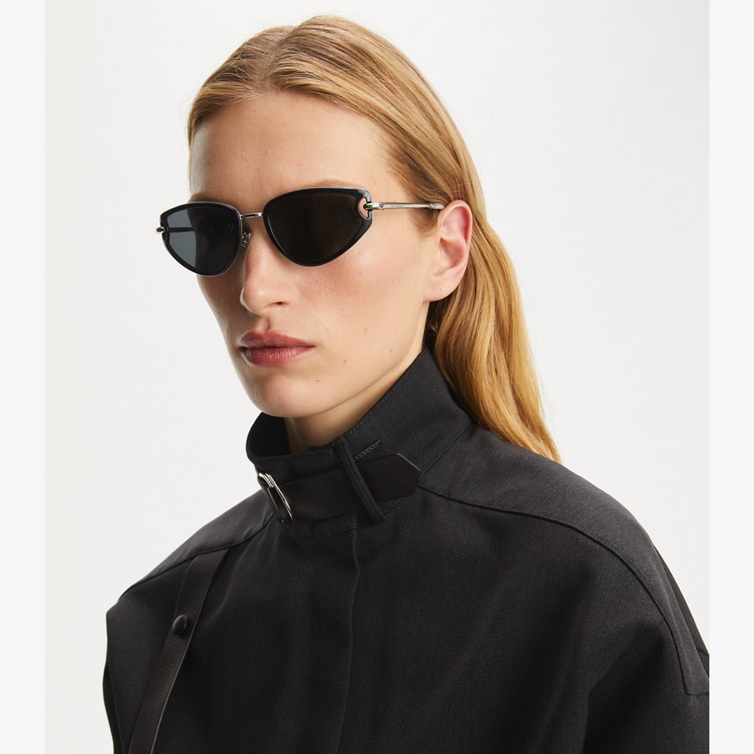Tory Burch Pierced Cat-Eye Sunglasses BLACK/DARK GREY