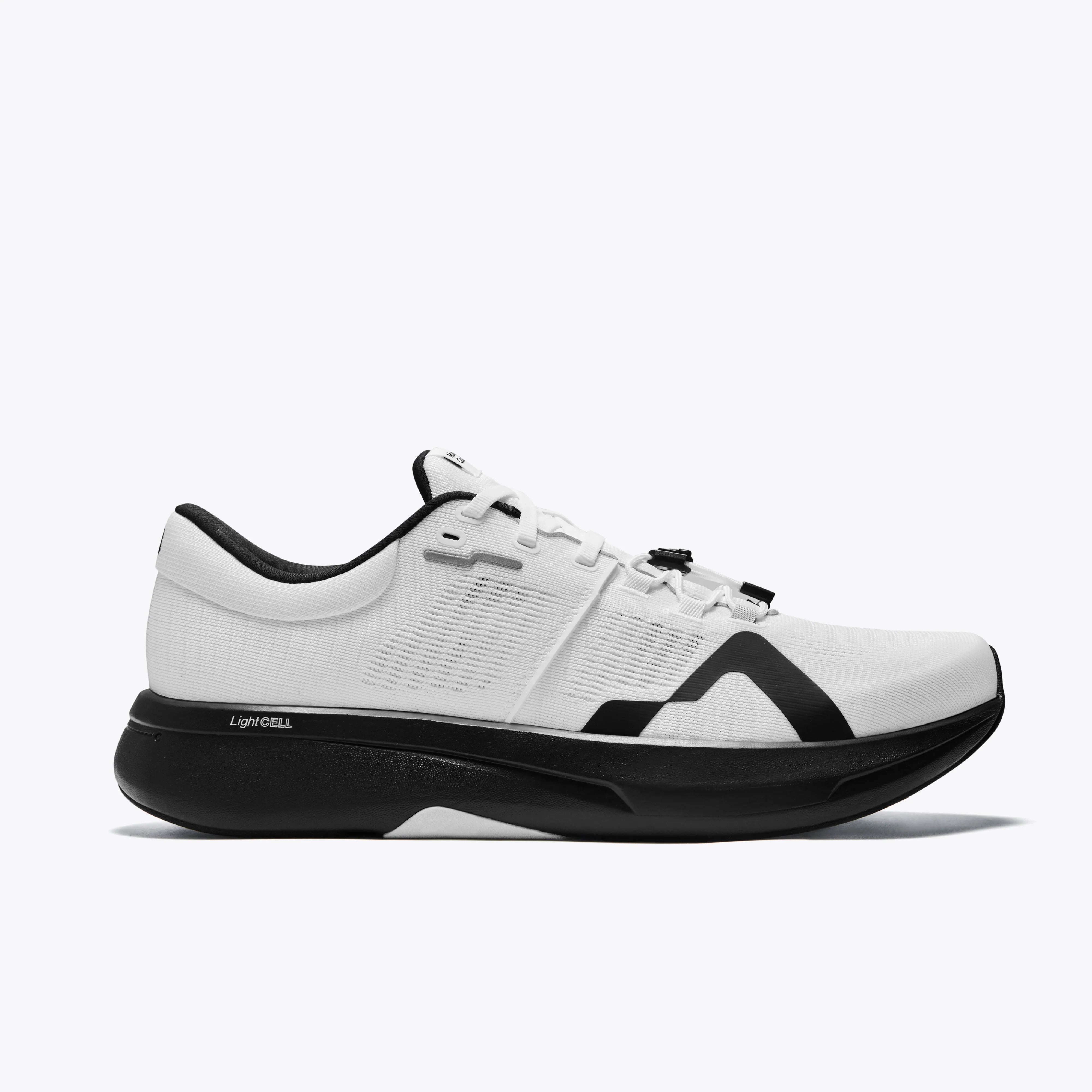 Mount To Coast R1 White|Black Women's