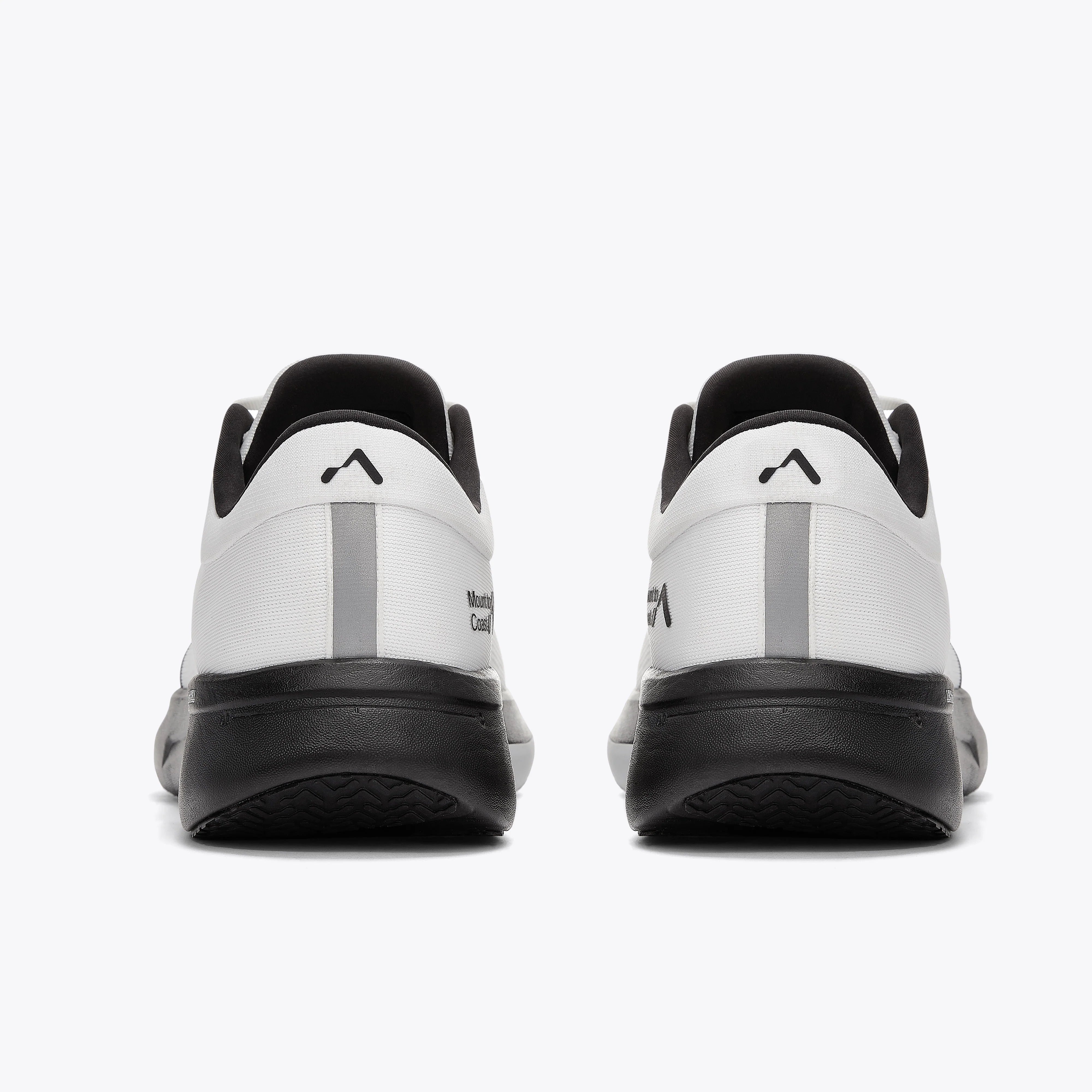 Mount To Coast R1 White|Black Women's