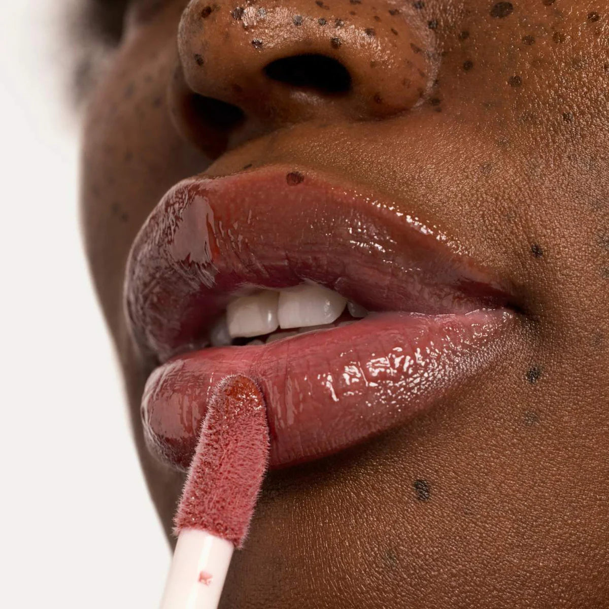 Summer Fridays Dream Lip Oil for Moisturizing Sheer Coverage